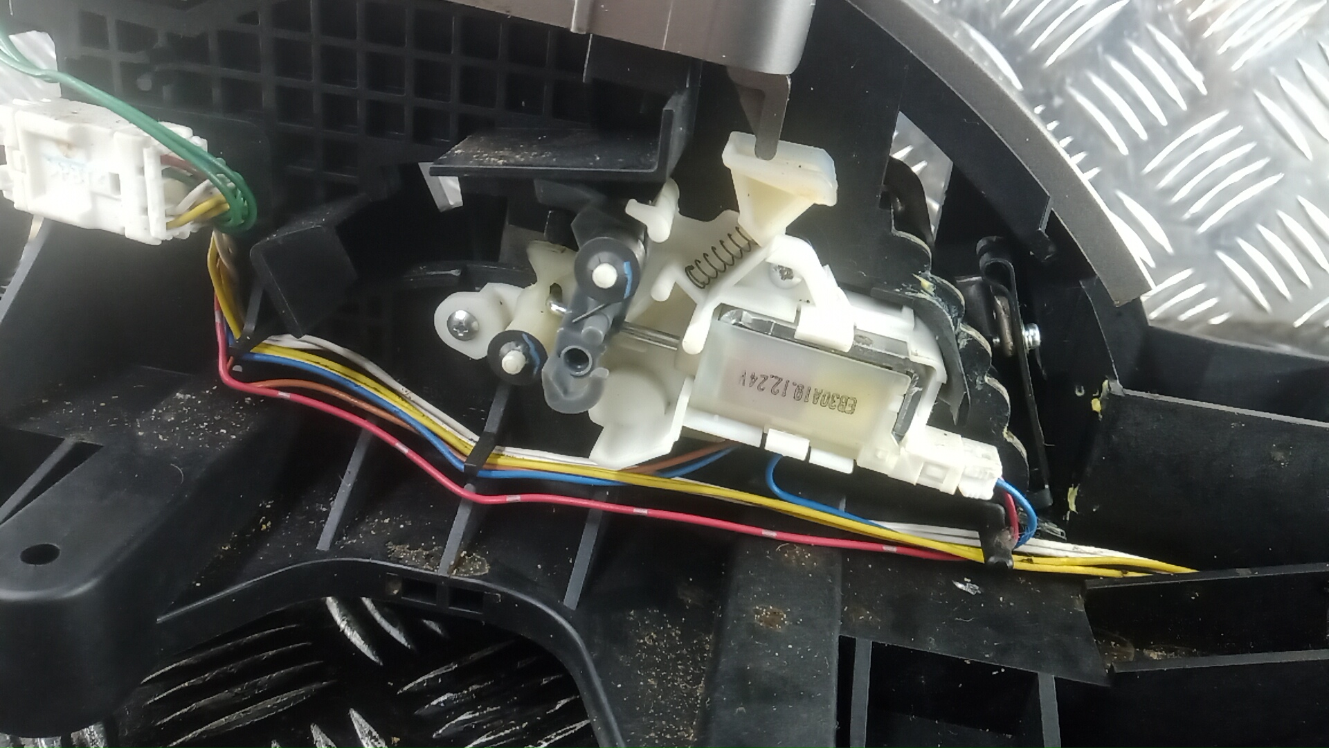 Кулиса МКПП / АКПП