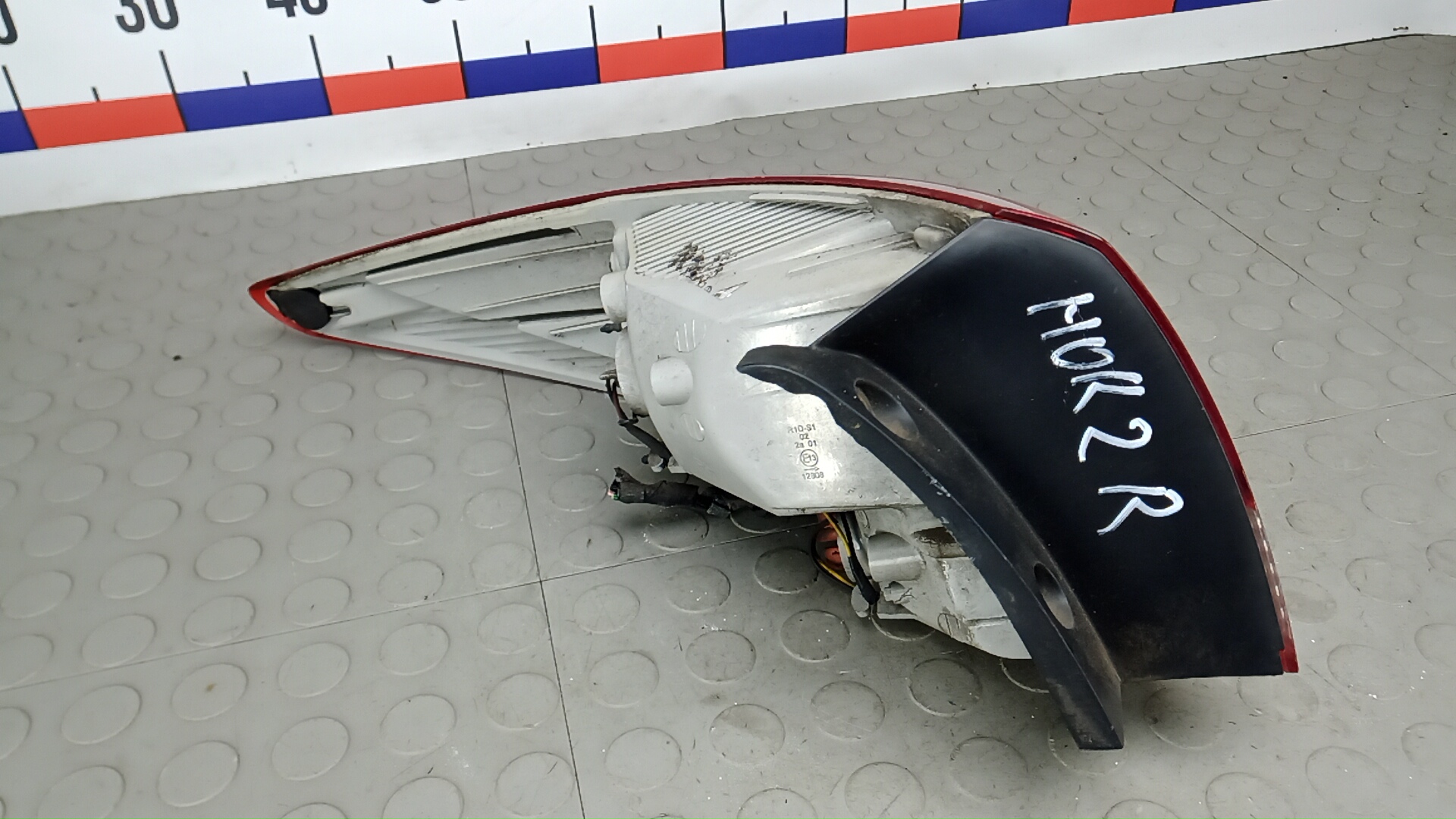 Фонарь задний правый