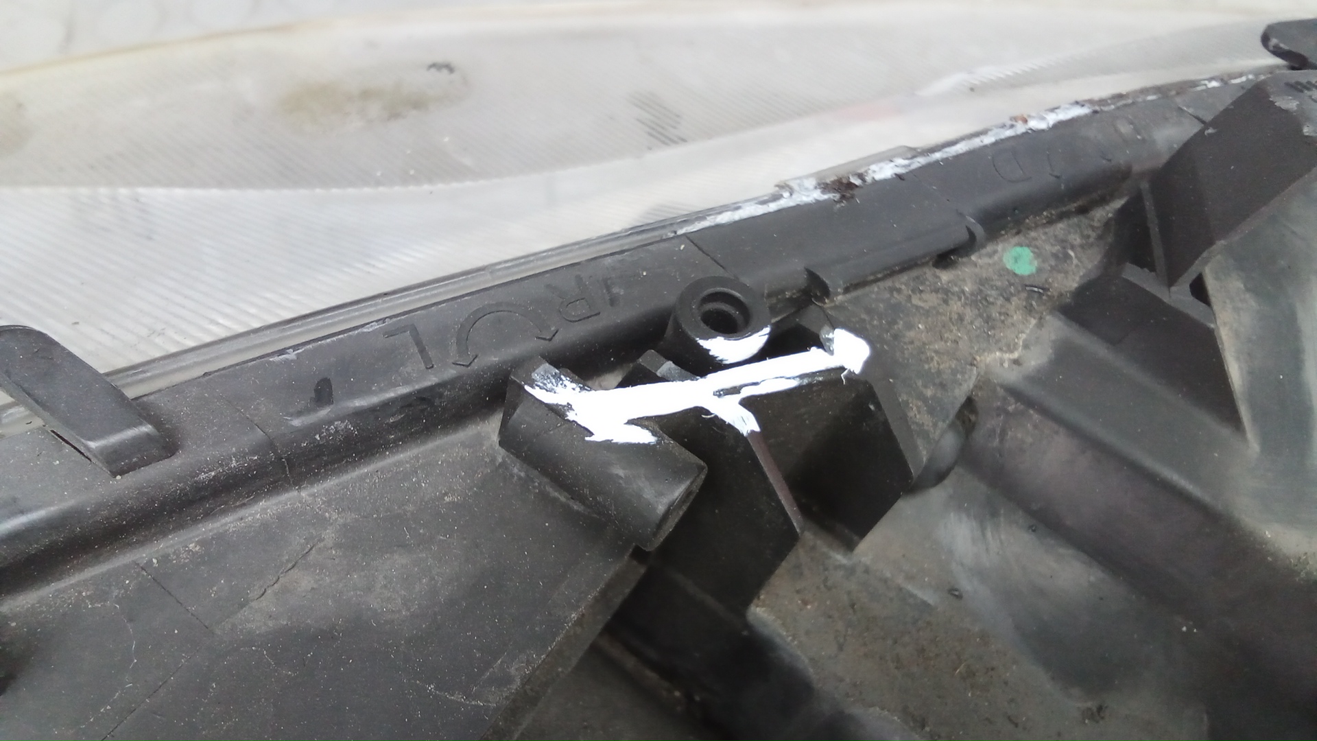 Фара правая