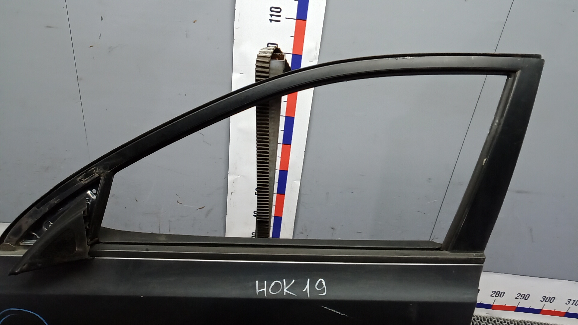 Дверь передняя левая