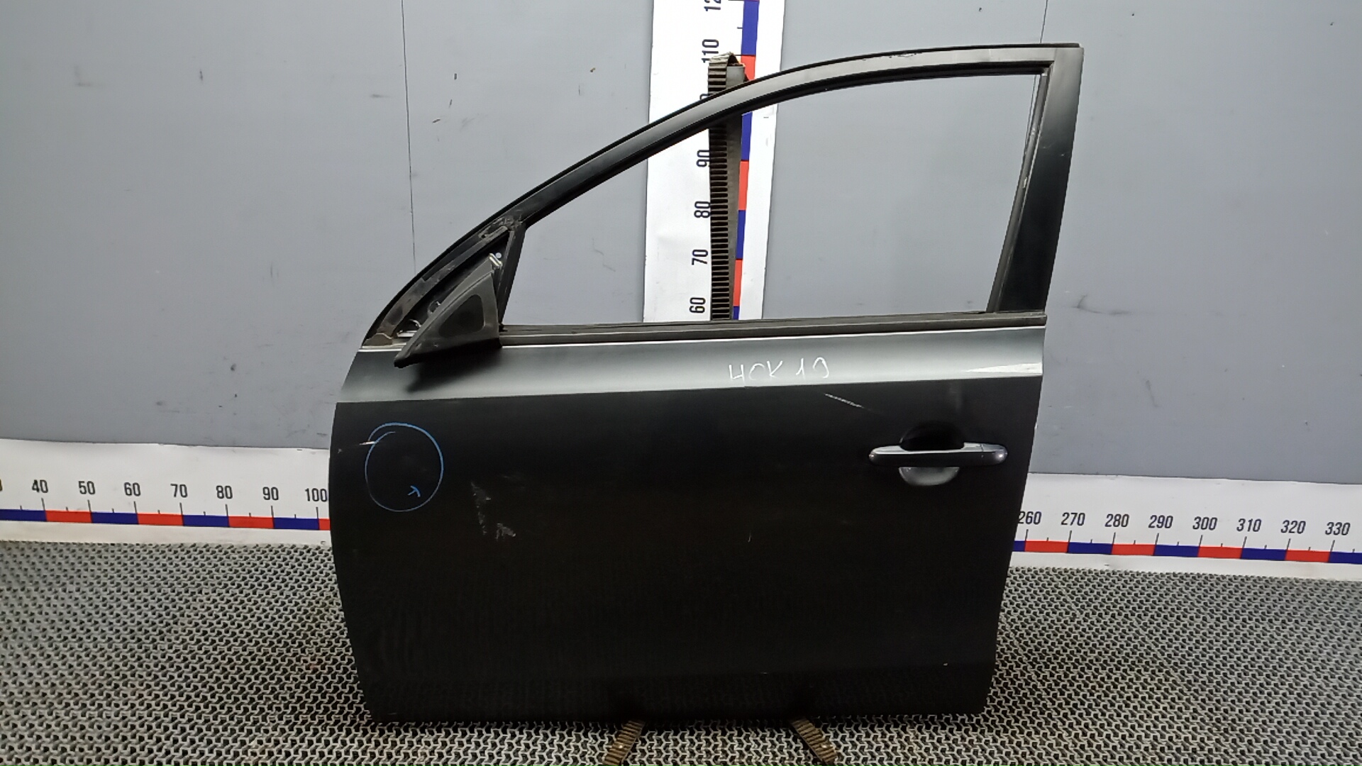 Дверь передняя левая