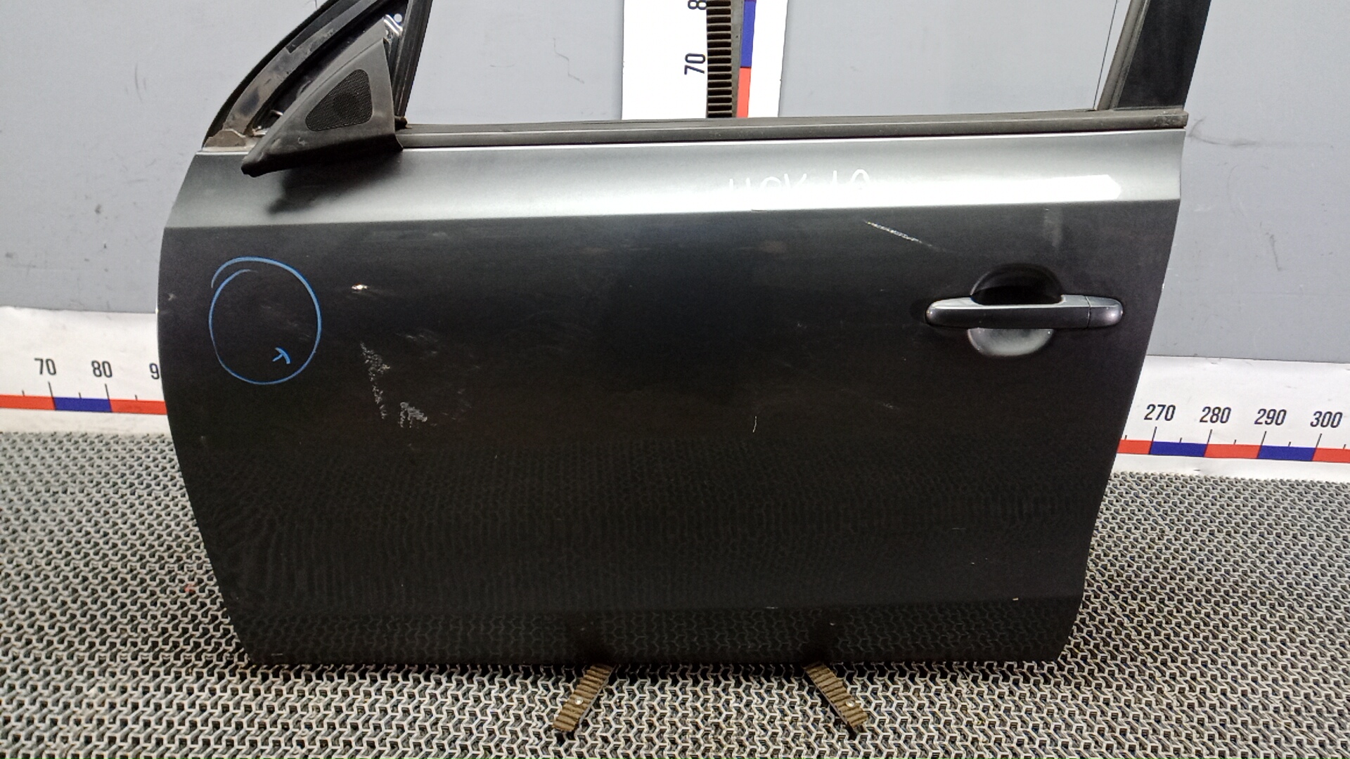 Дверь передняя левая