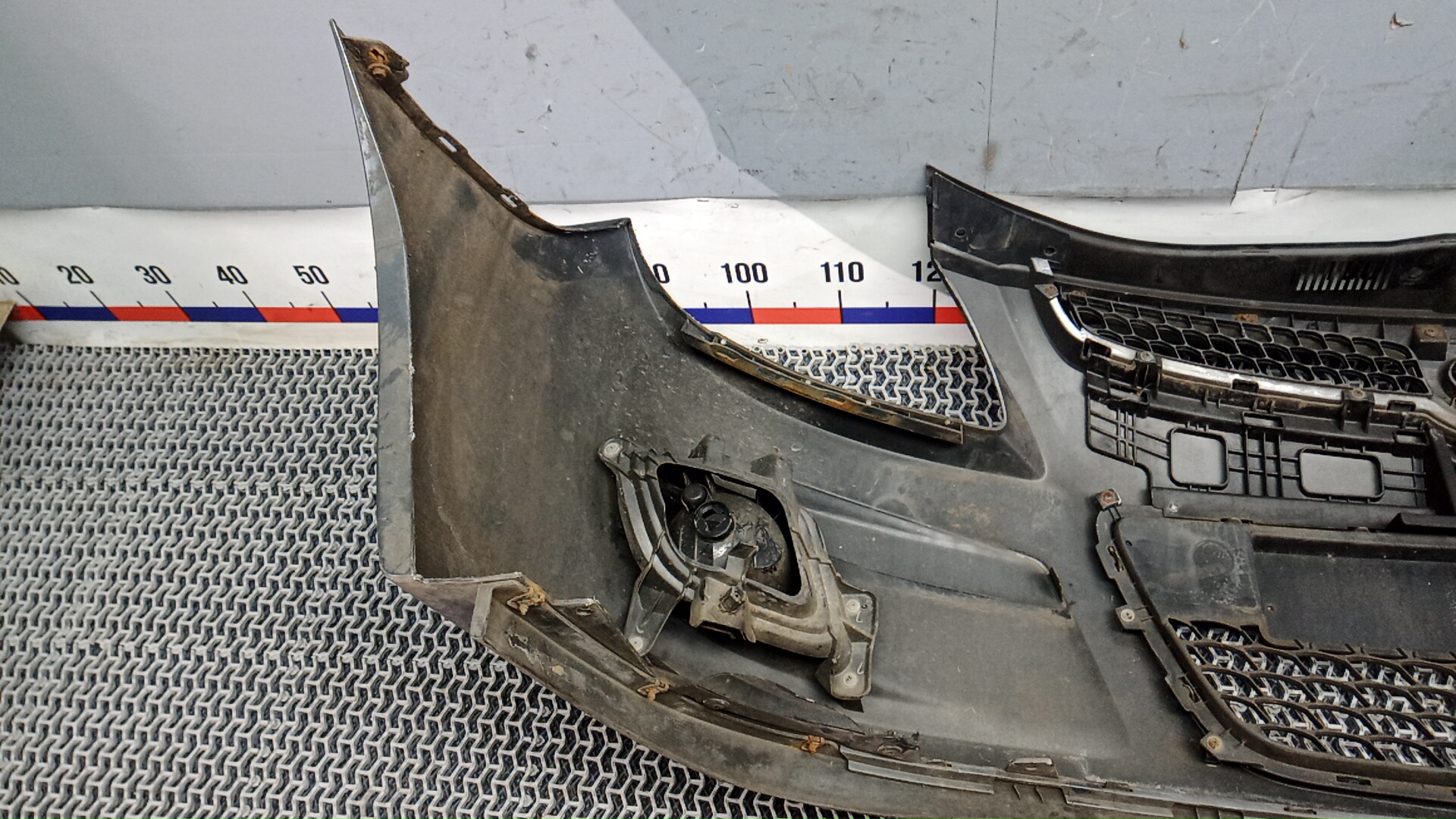 Бампер передний