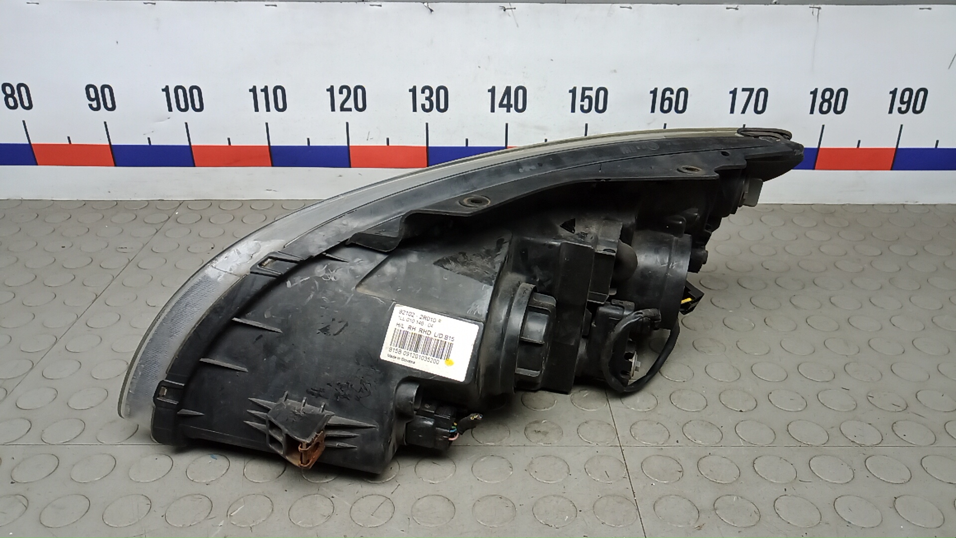 Фара правая