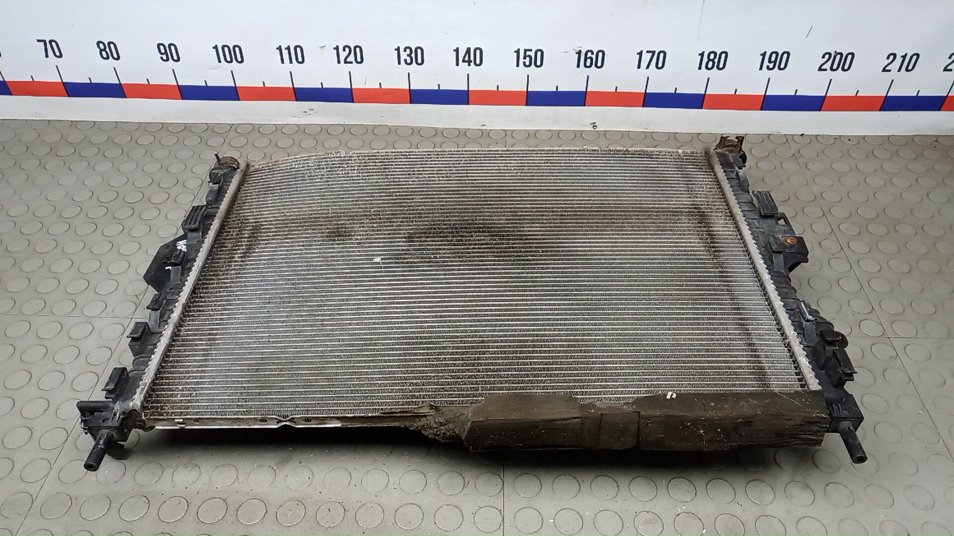 Радиатор охлаждения двигателя основной