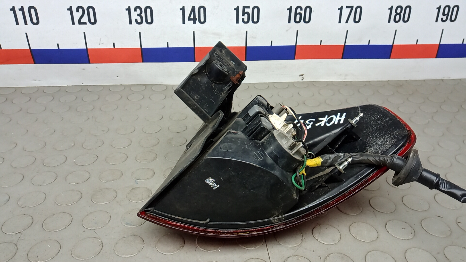 Фонарь задний левый