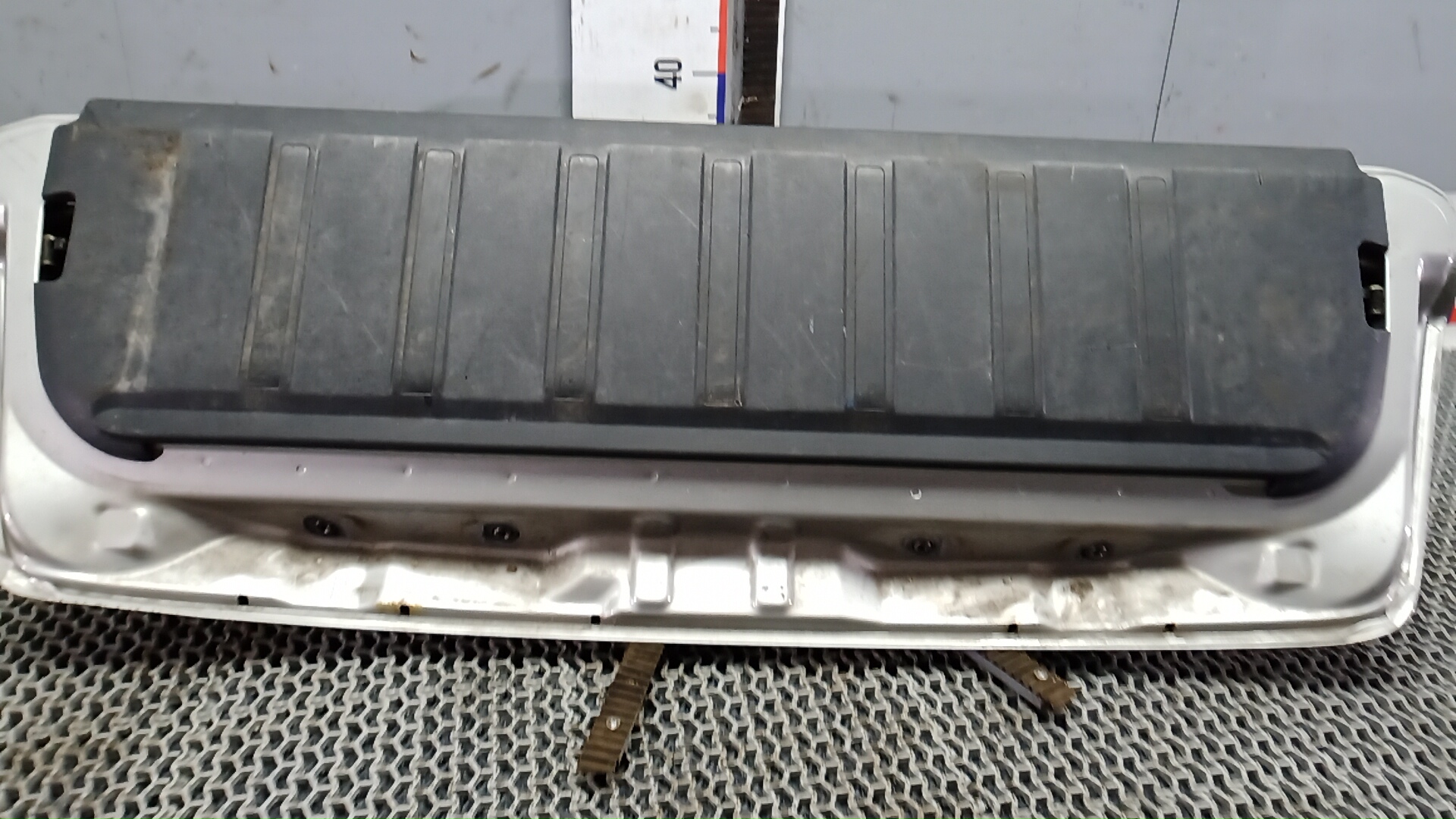 Дверь багажника нижняя (борт)