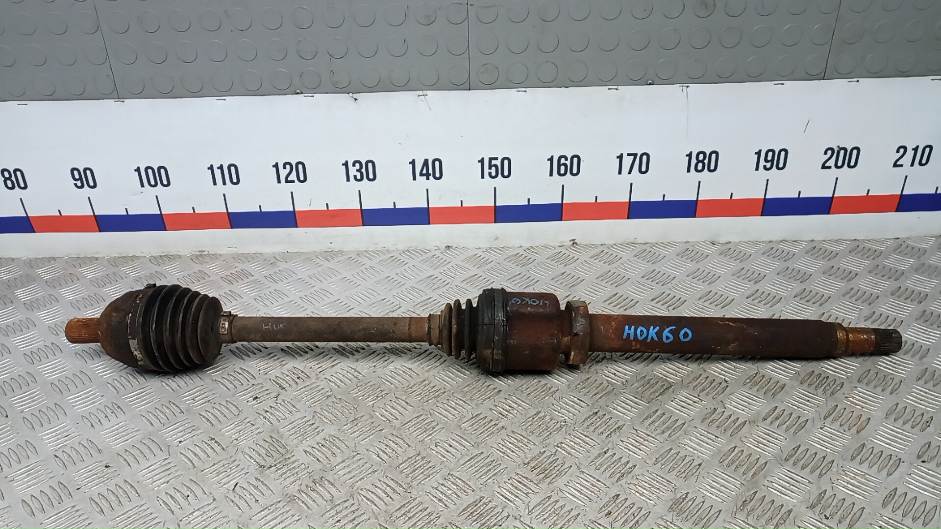 Полуось передняя правая