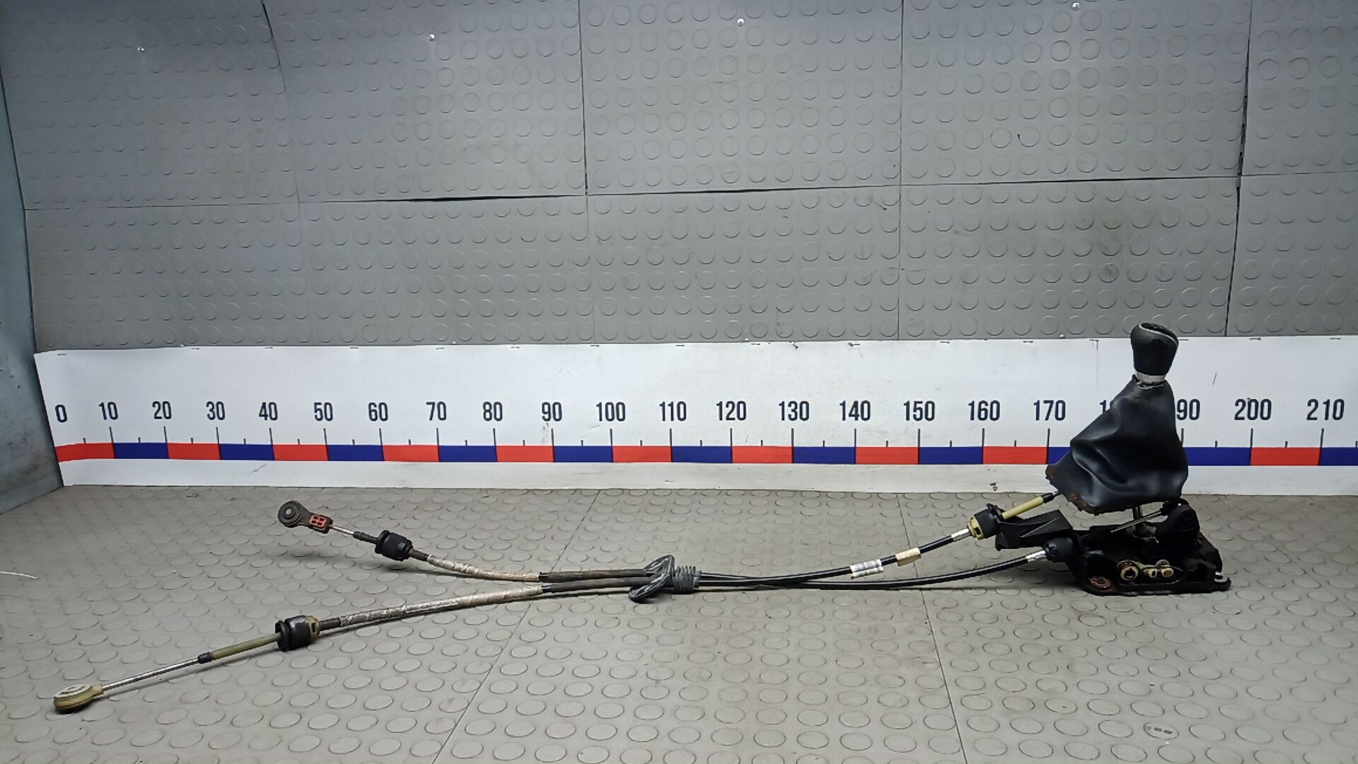 Кулиса МКПП / АКПП