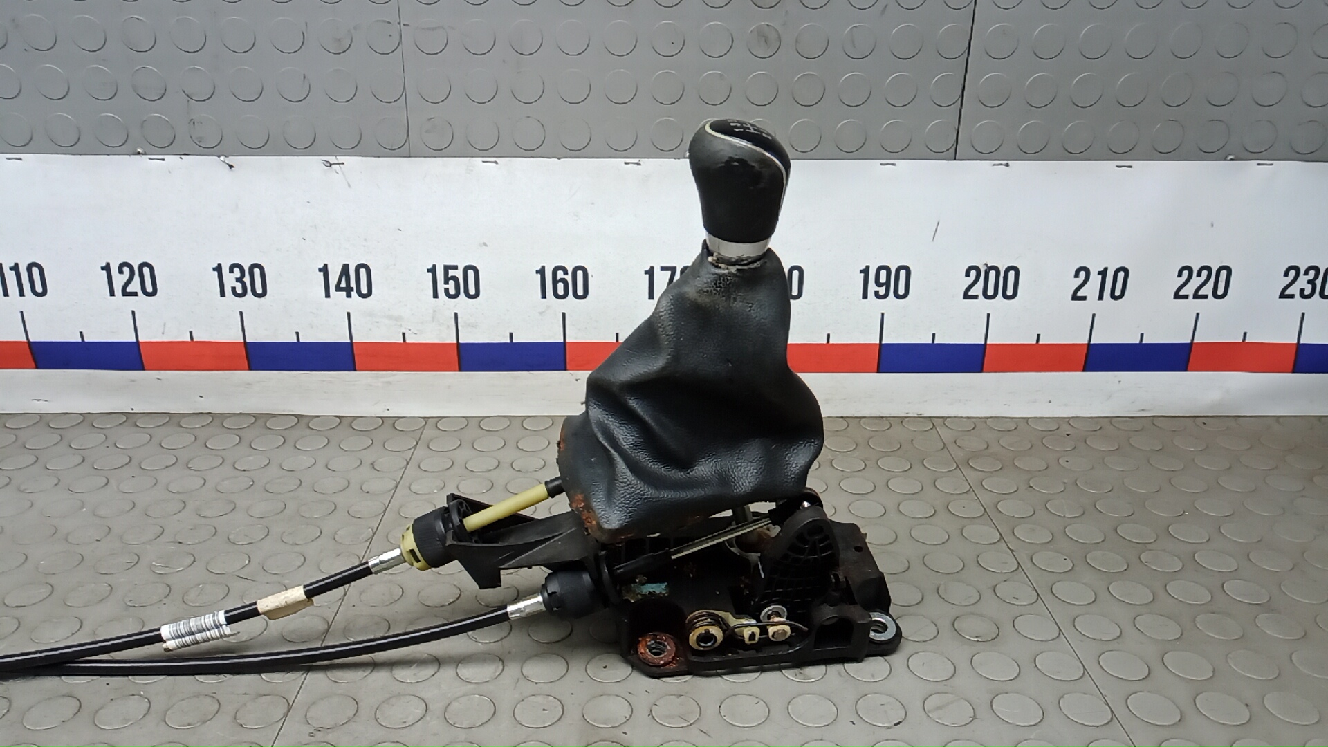 Кулиса МКПП / АКПП