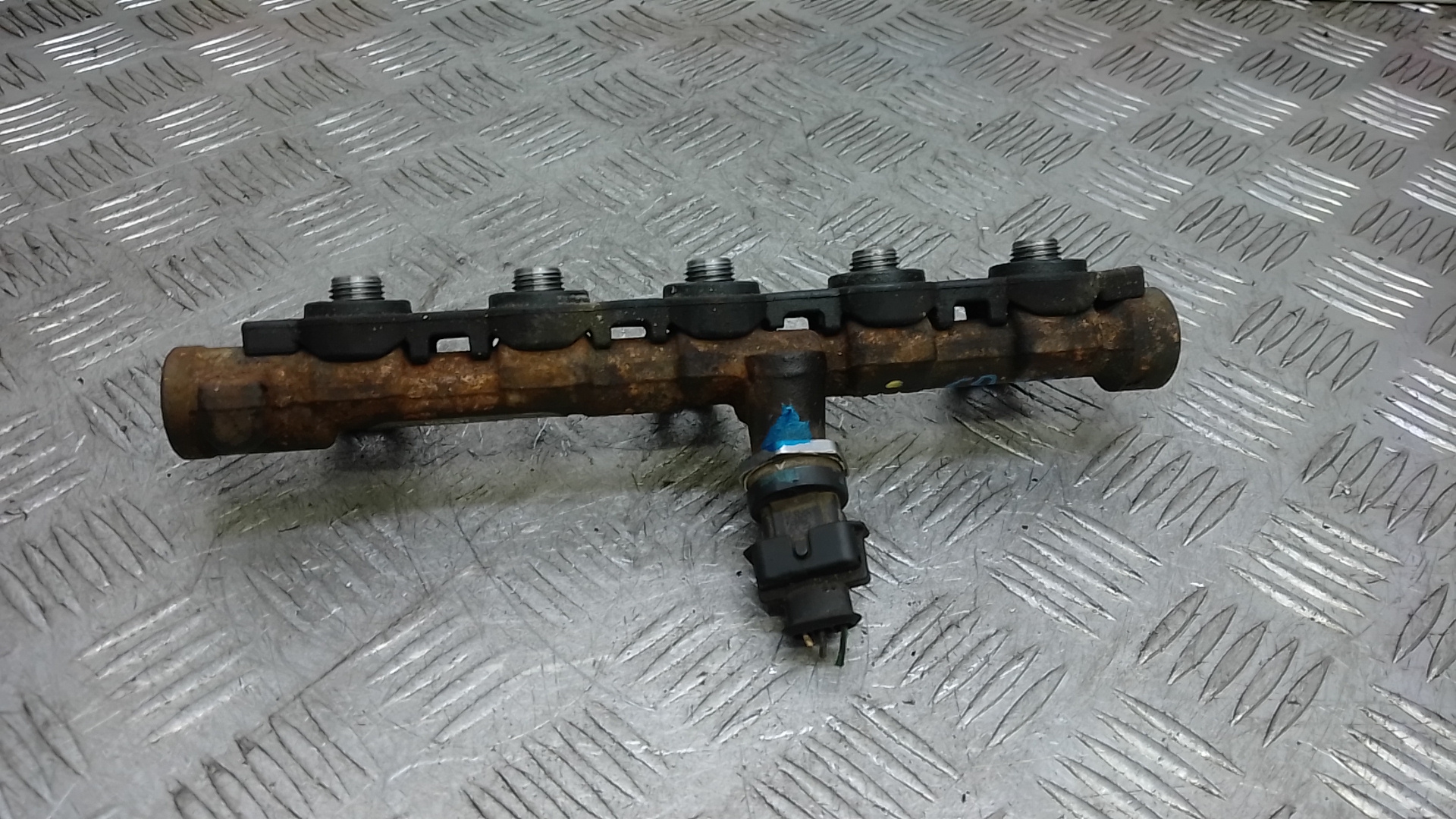 Рейка топливная (рампа)