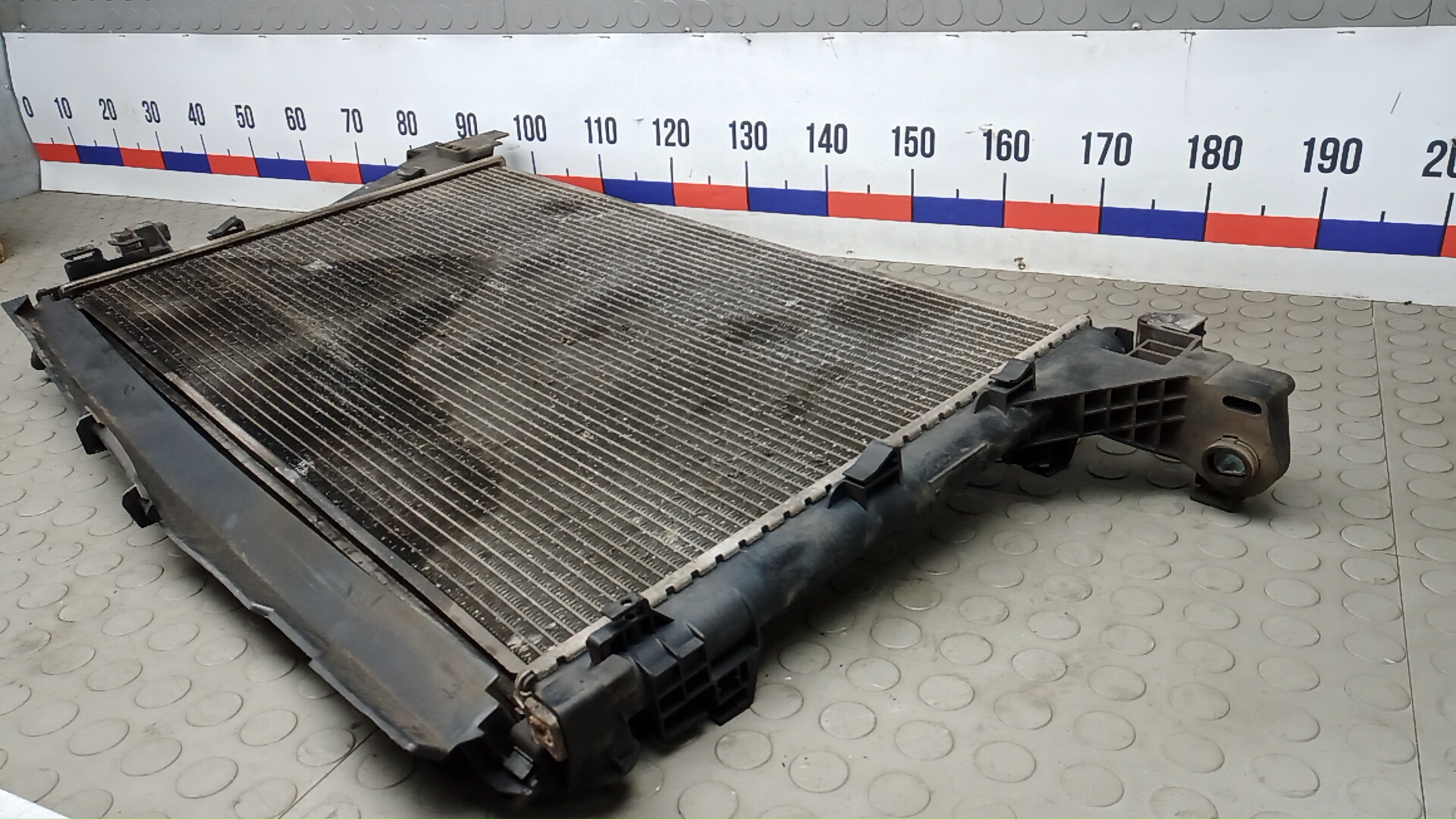 Радиатор охлаждения двигателя основной