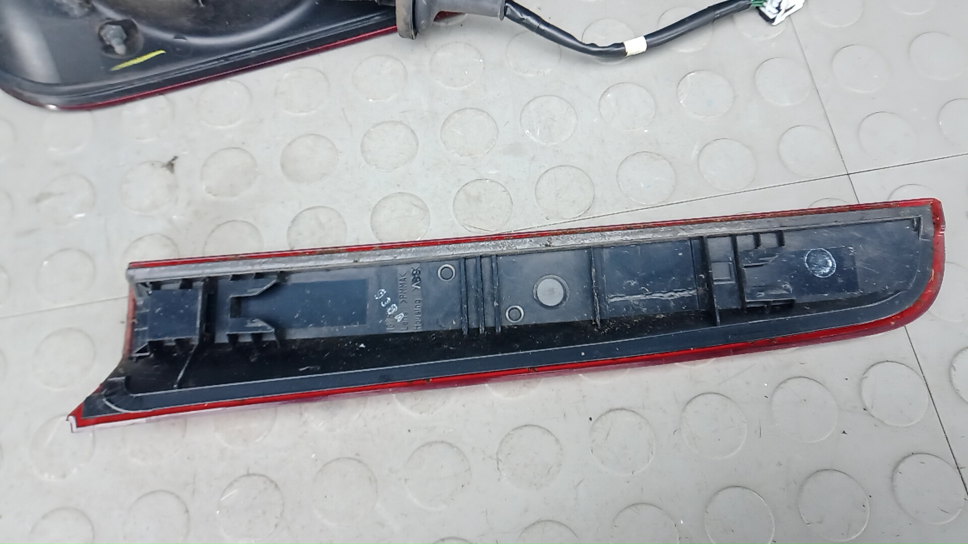 Фонарь задний левый