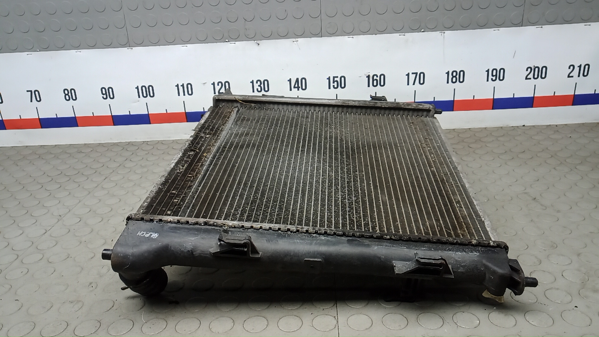 Радиатор охлаждения двигателя основной