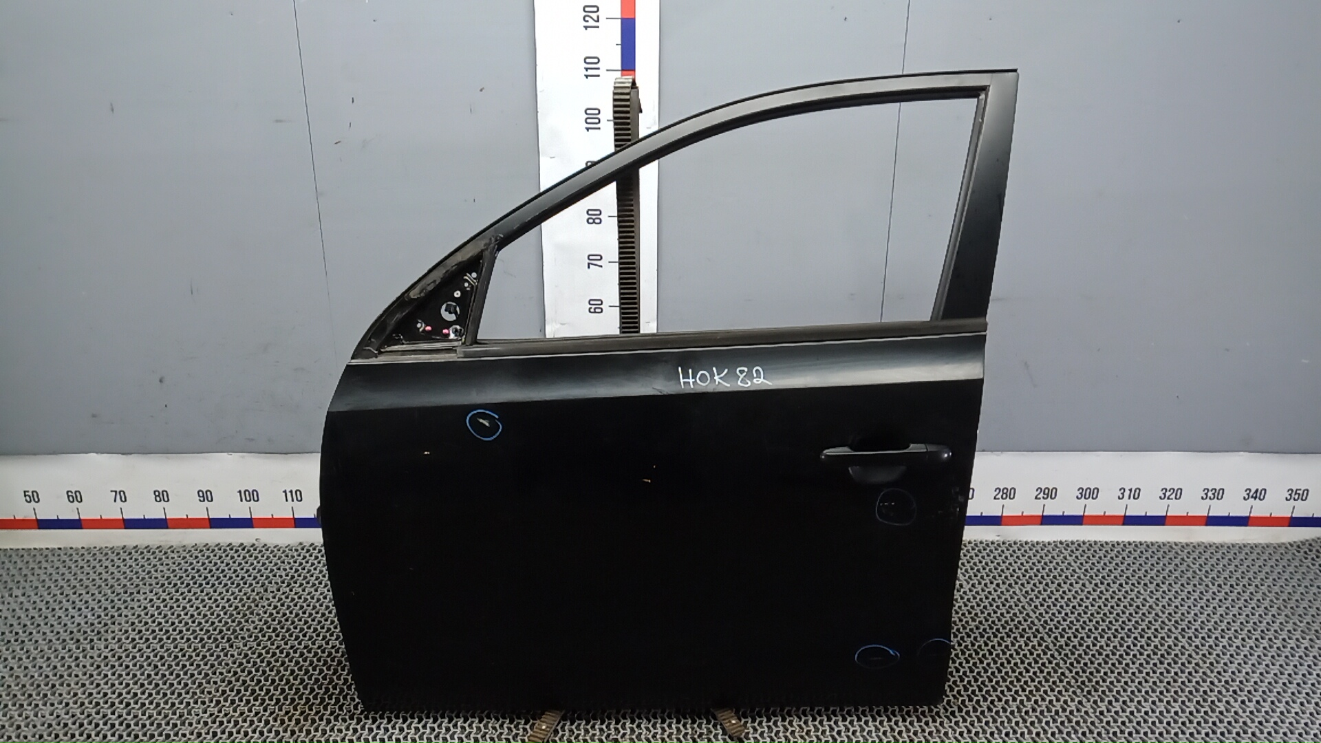 Дверь передняя левая