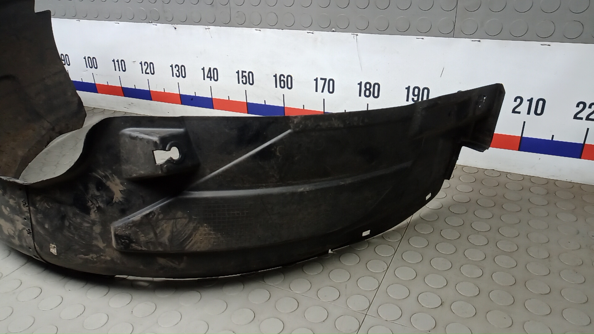 Локер передний левый