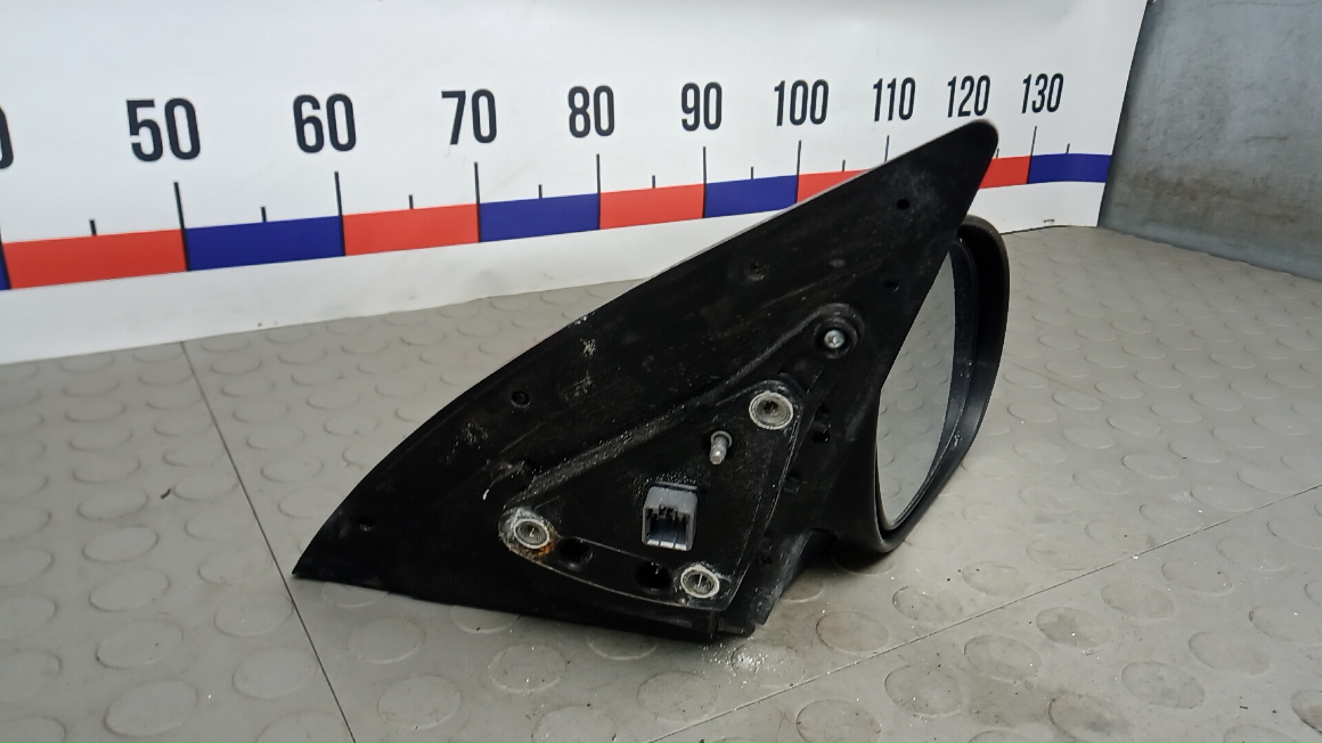 Зеркало правое электрическое