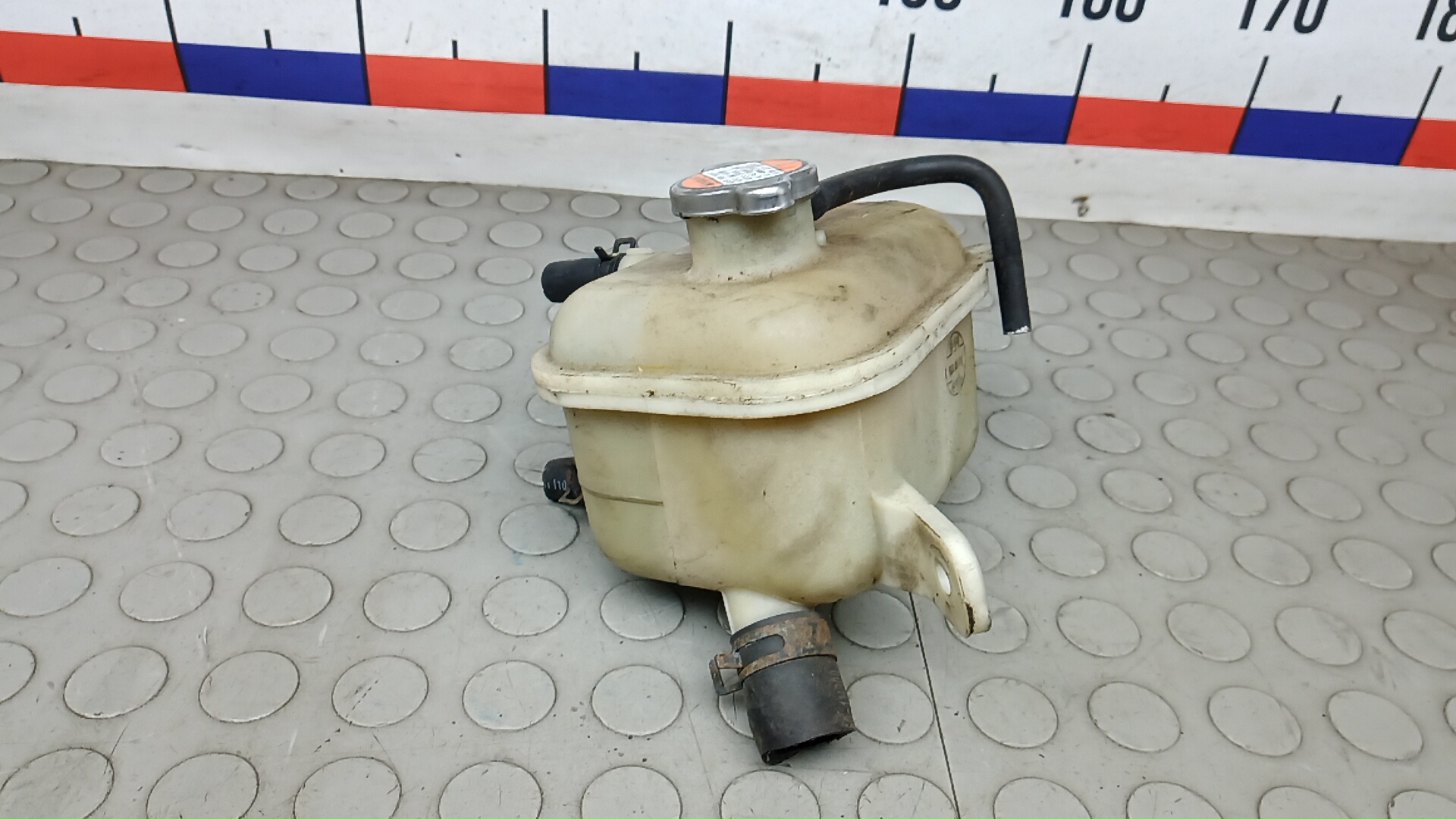 Бачок расширительный