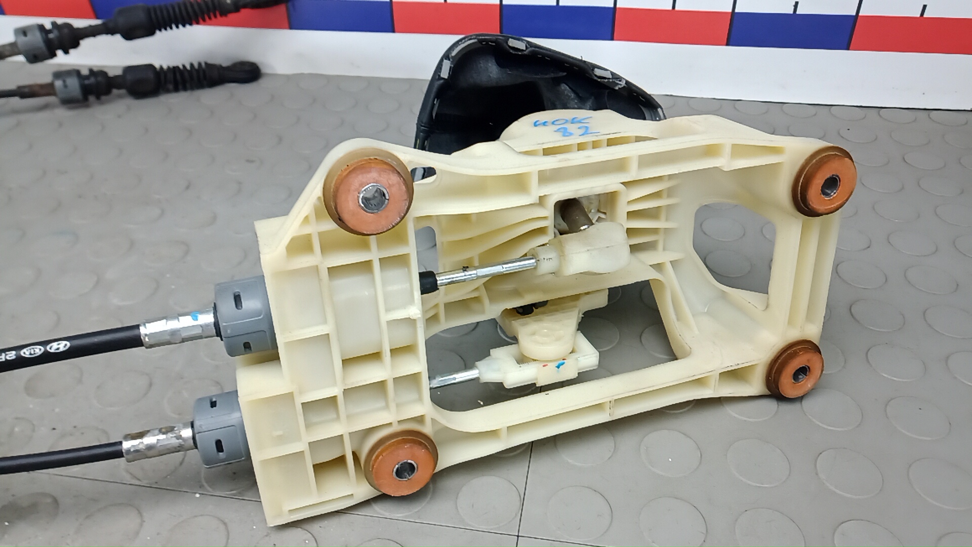 Кулиса МКПП / АКПП