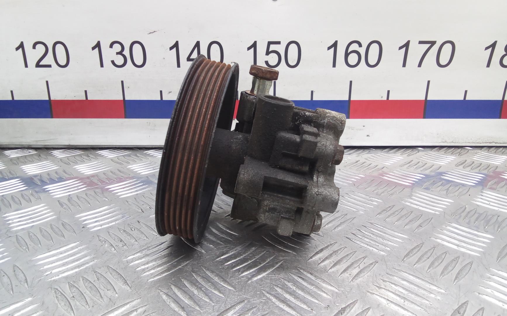 Насос ГУР (гидроусилитель руля)