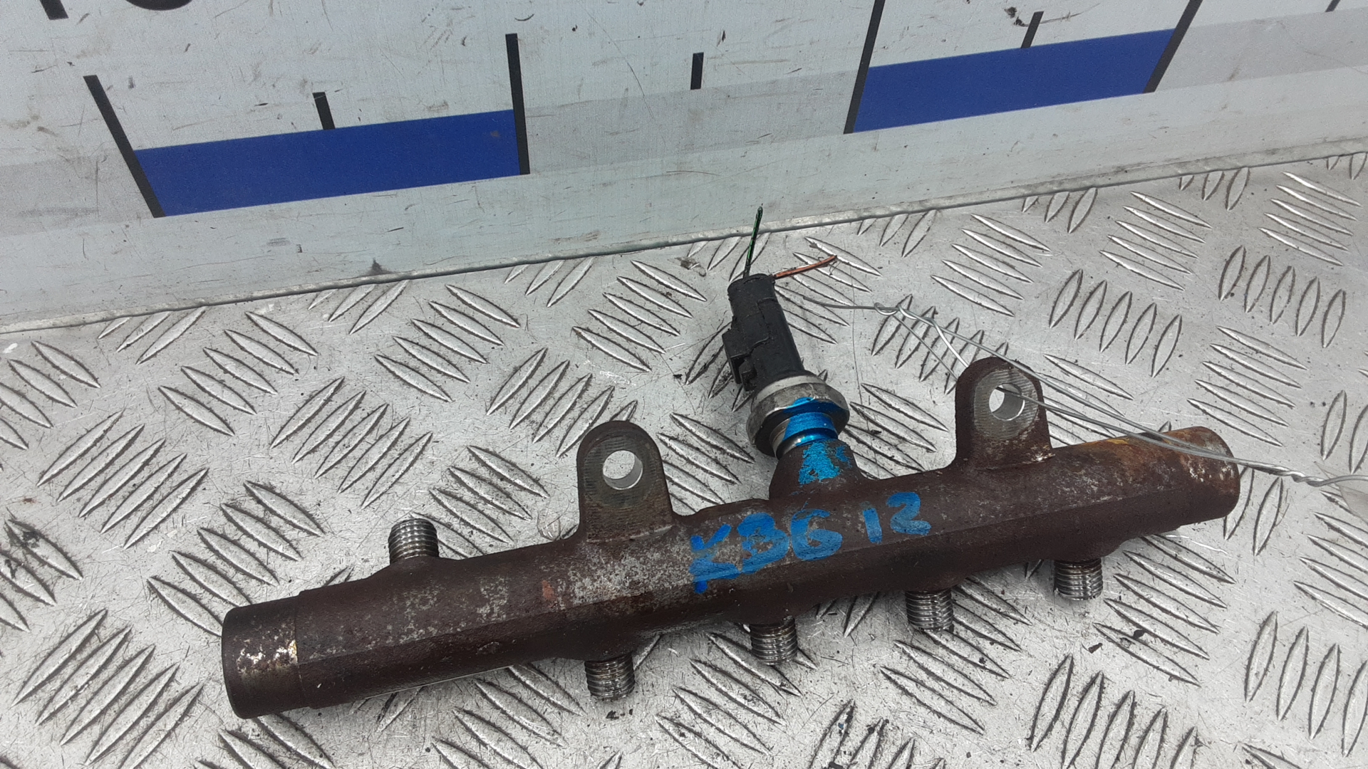 Рейка топливная (рампа)