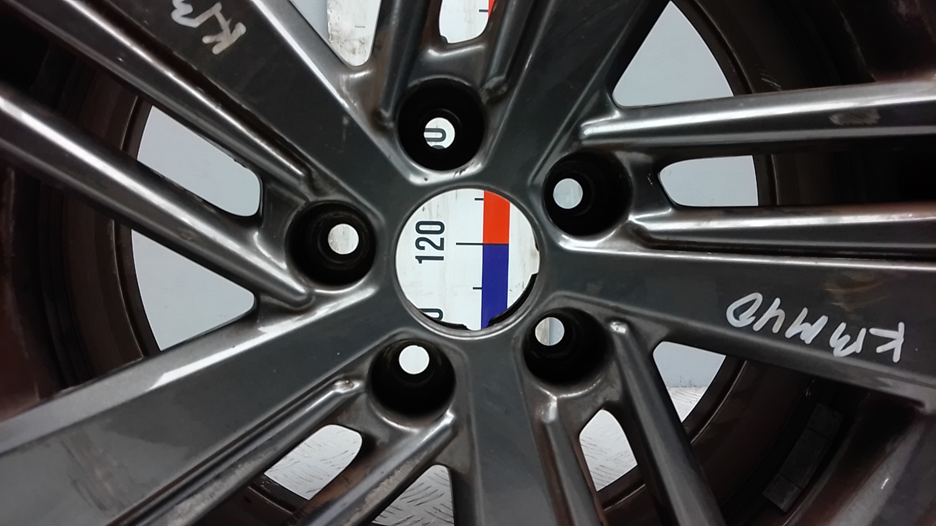Диск колесный литой легкий сплав