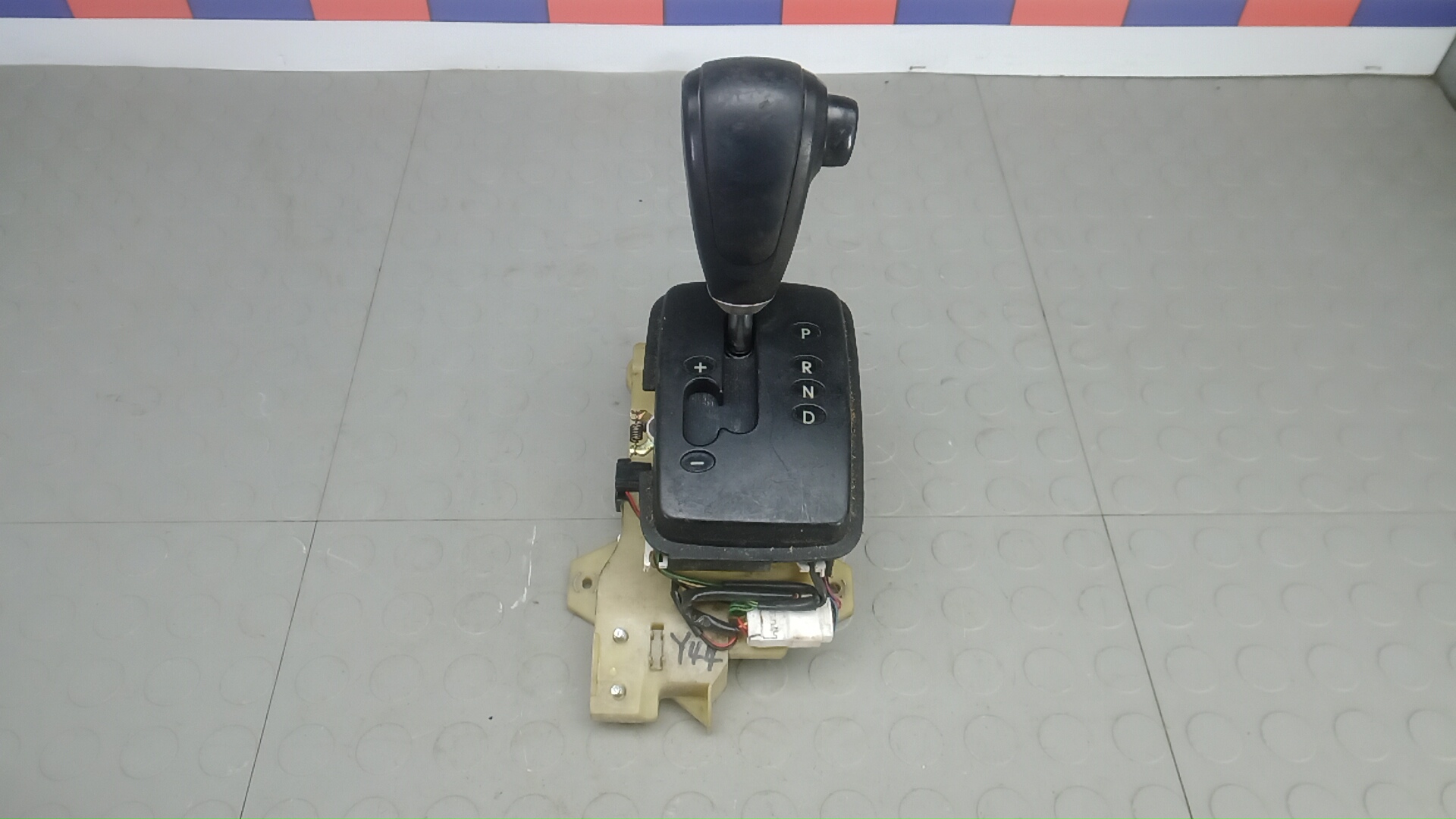 Кулиса МКПП / АКПП