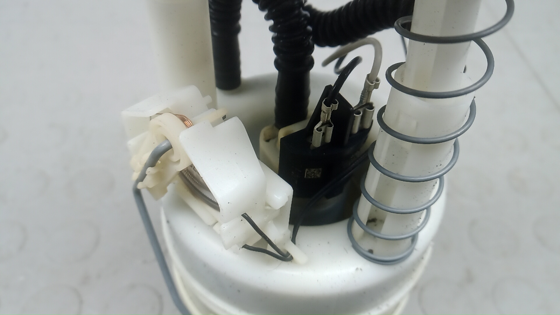 Насос топливный электрический