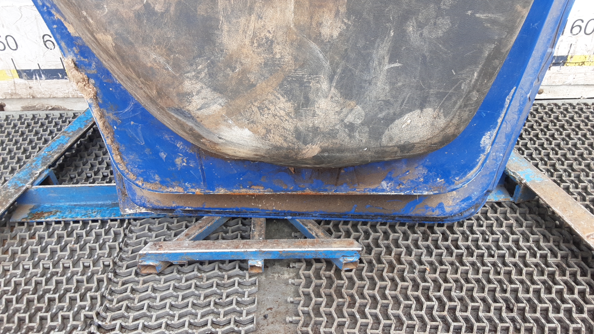 Дверь передняя правая