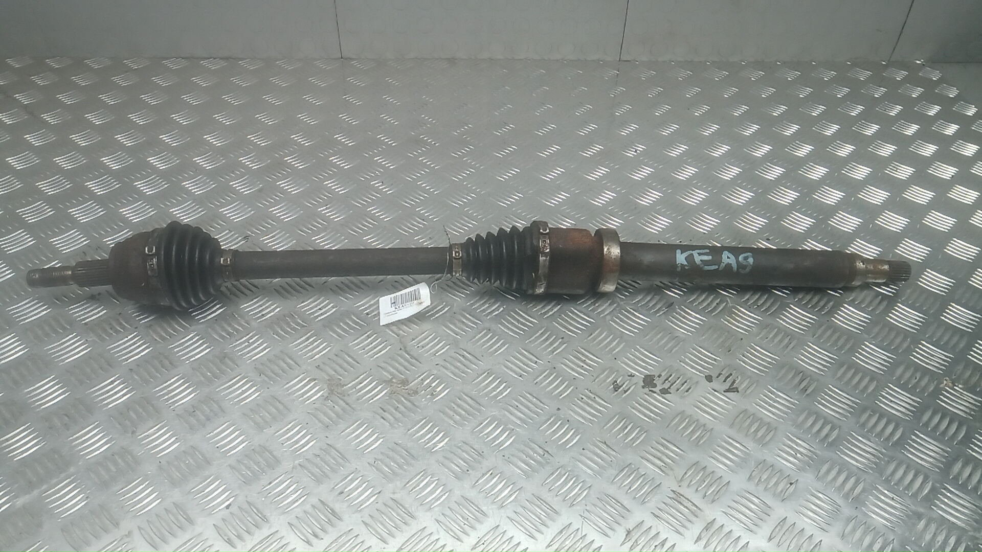 Полуось передняя правая