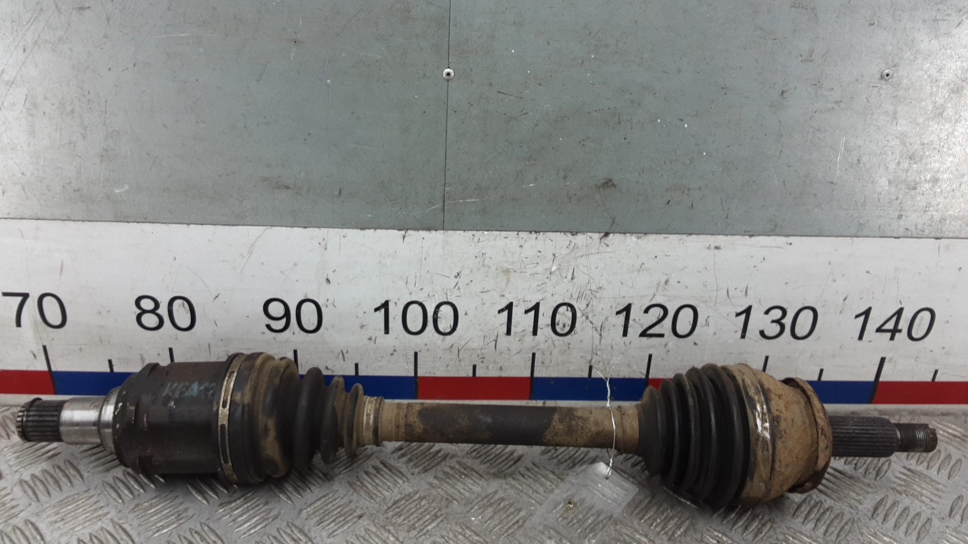 Полуось передняя левая