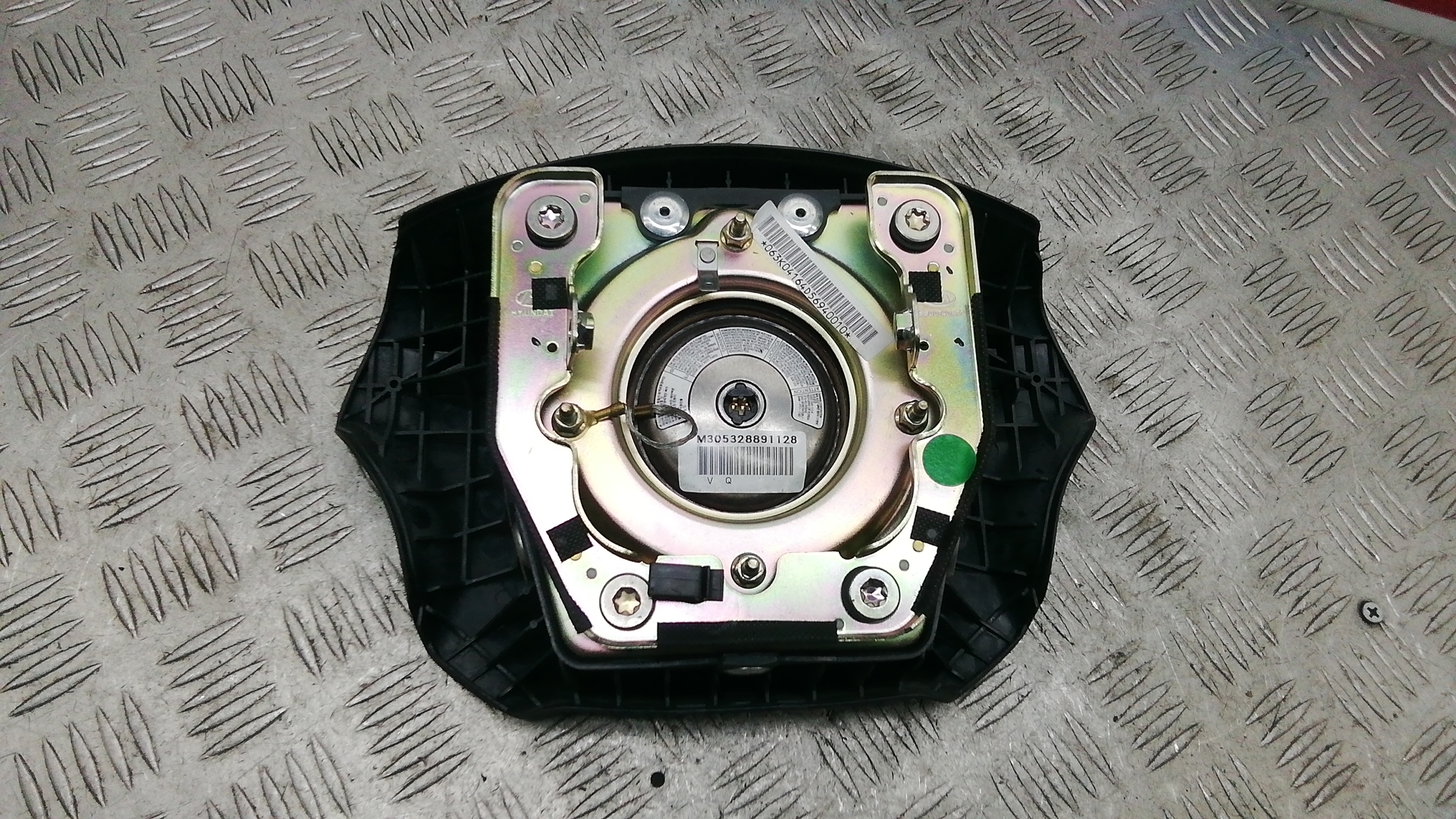 Подушка безопасности в рулевое колесо