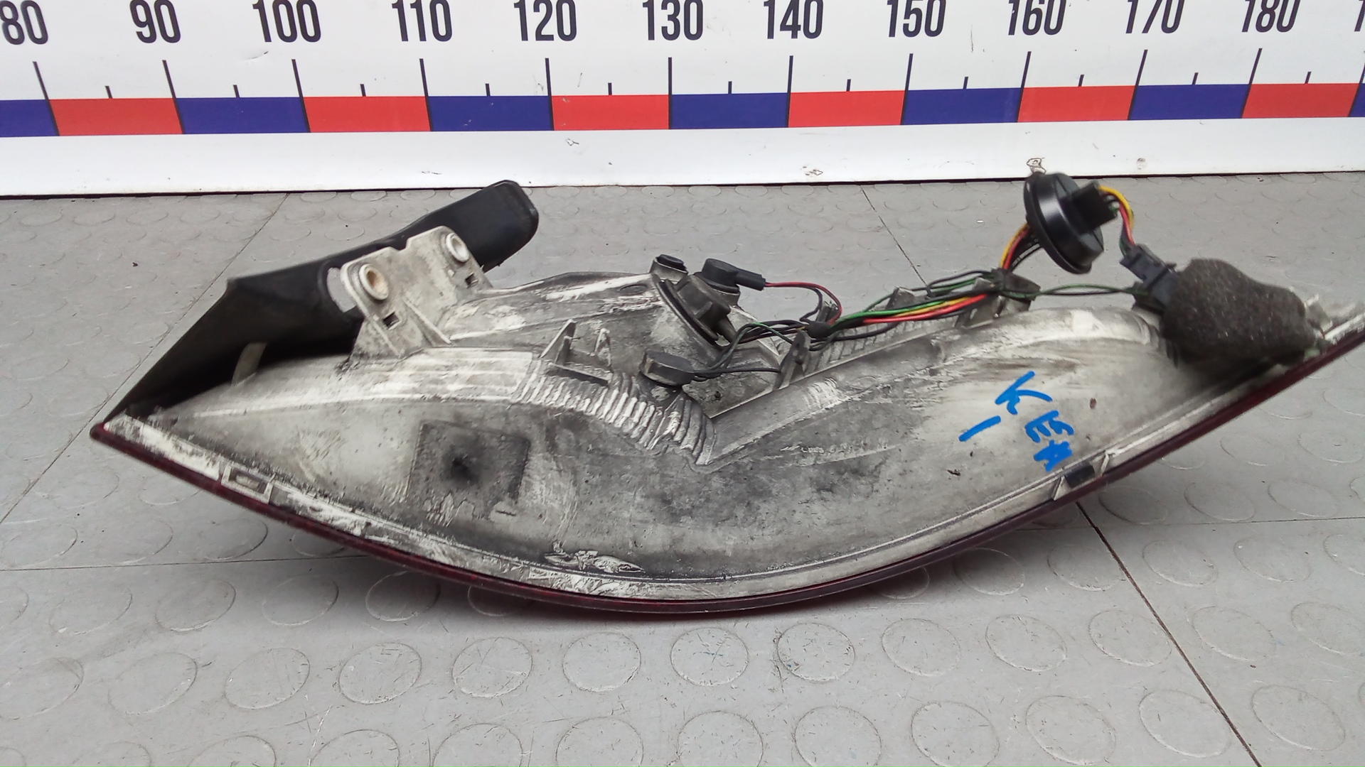 Фонарь задний левый