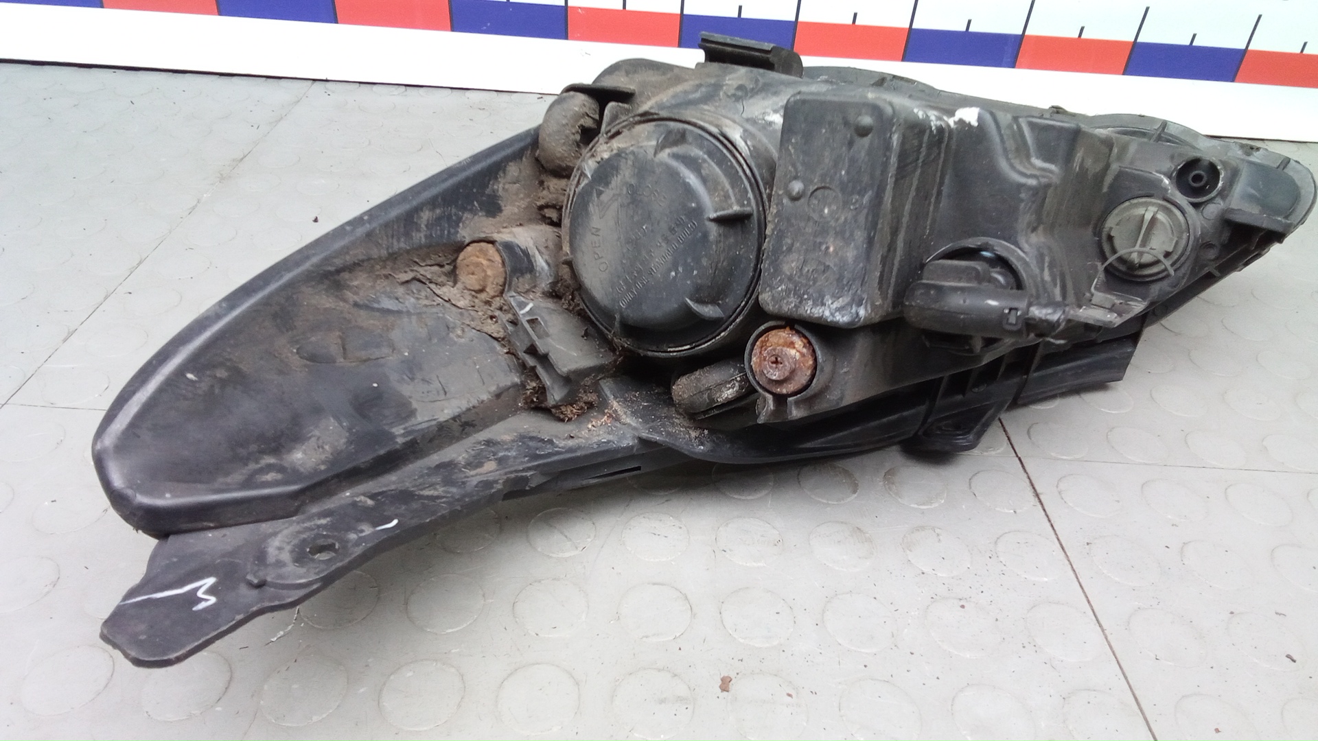 Фара правая