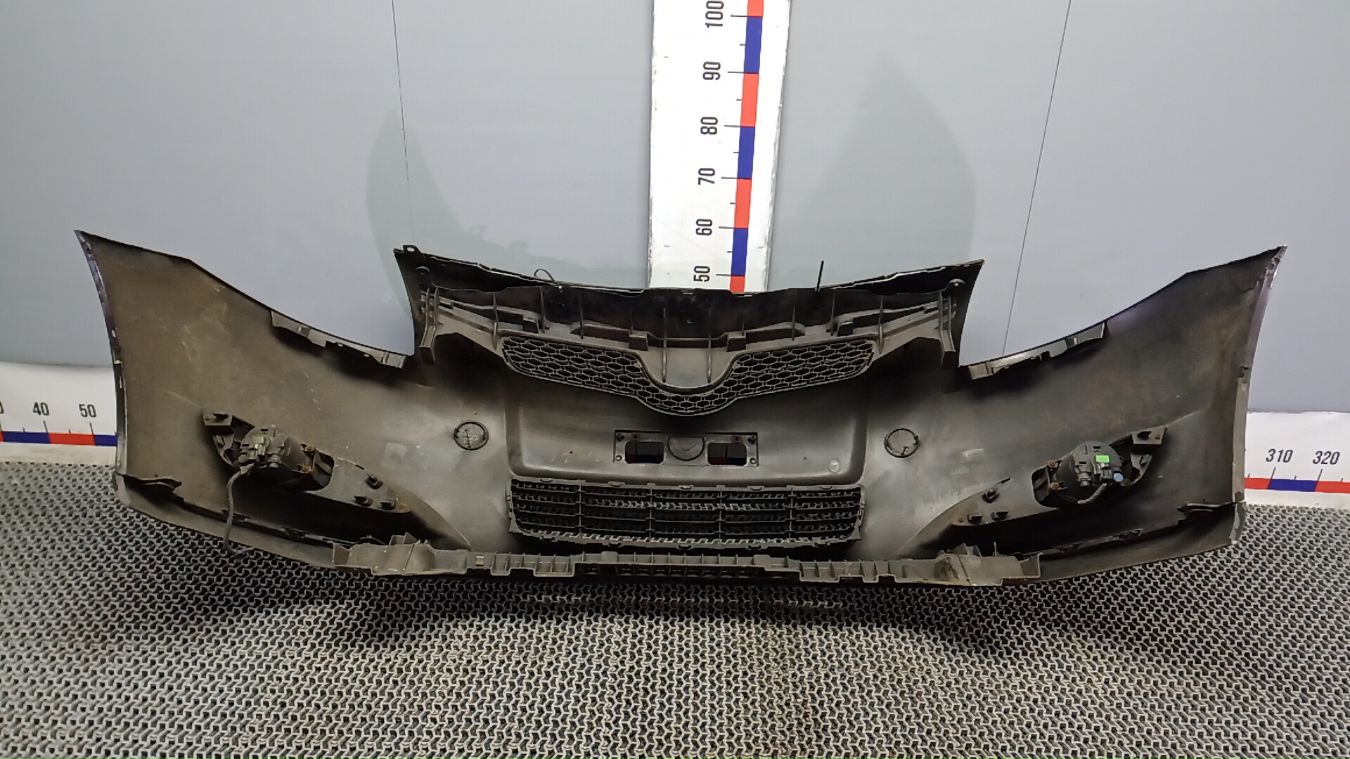 Бампер передний