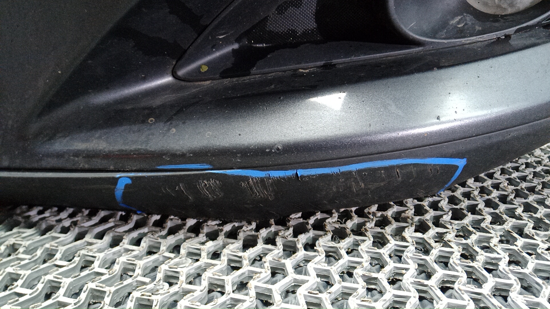 Бампер передний