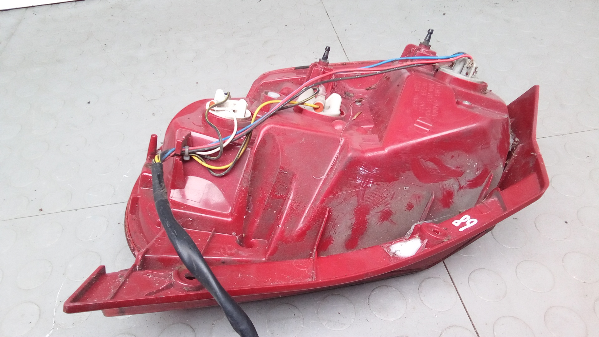 Фонарь задний правый