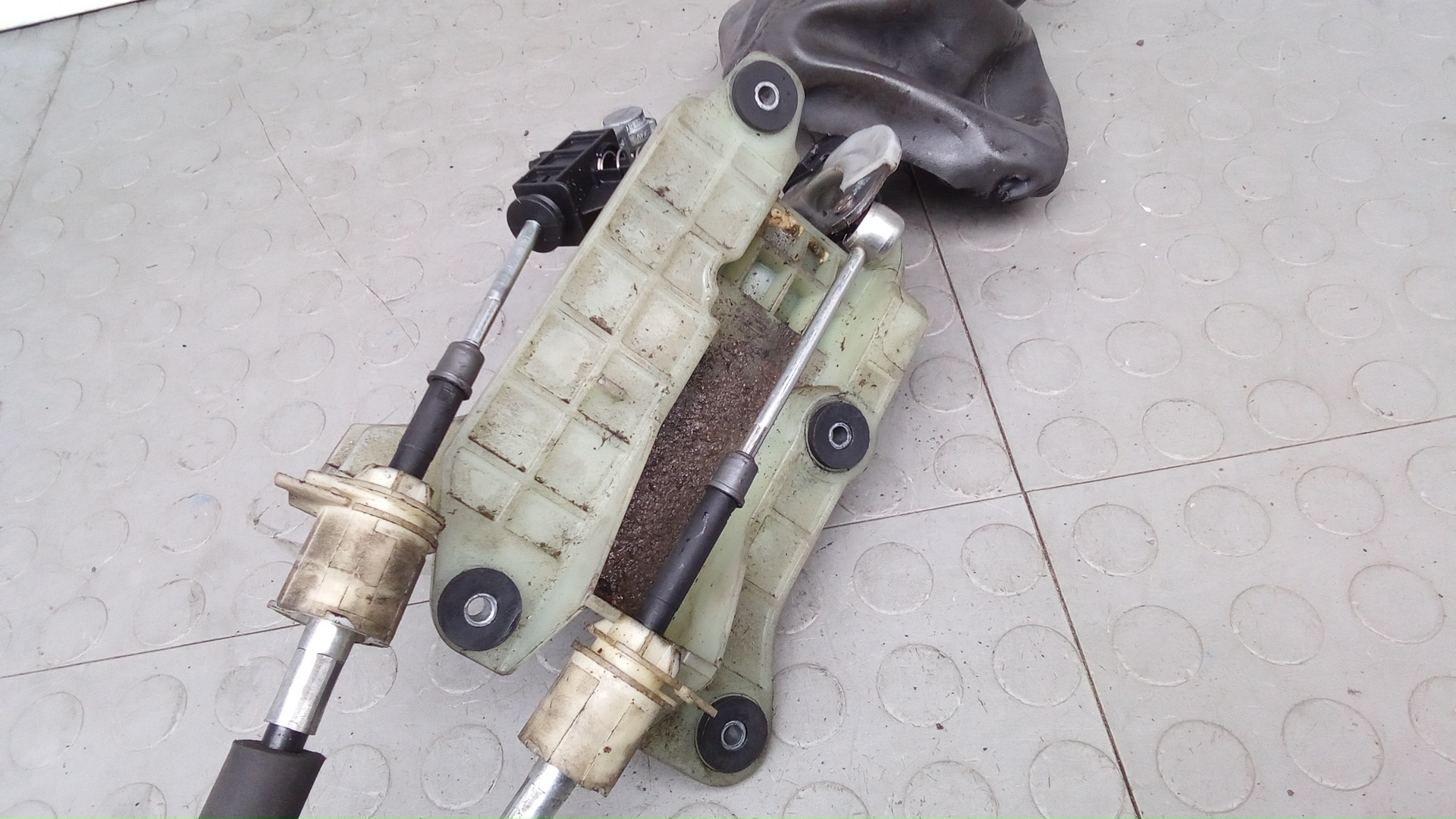 Кулиса МКПП / АКПП