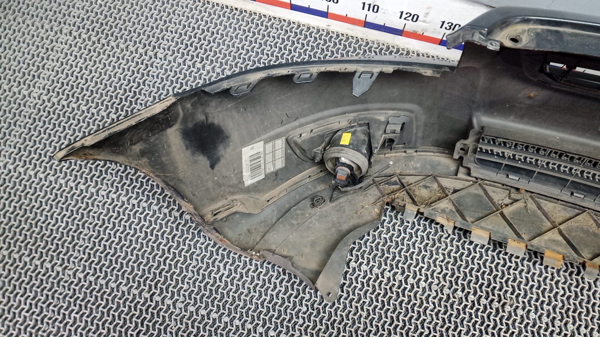 Бампер передний