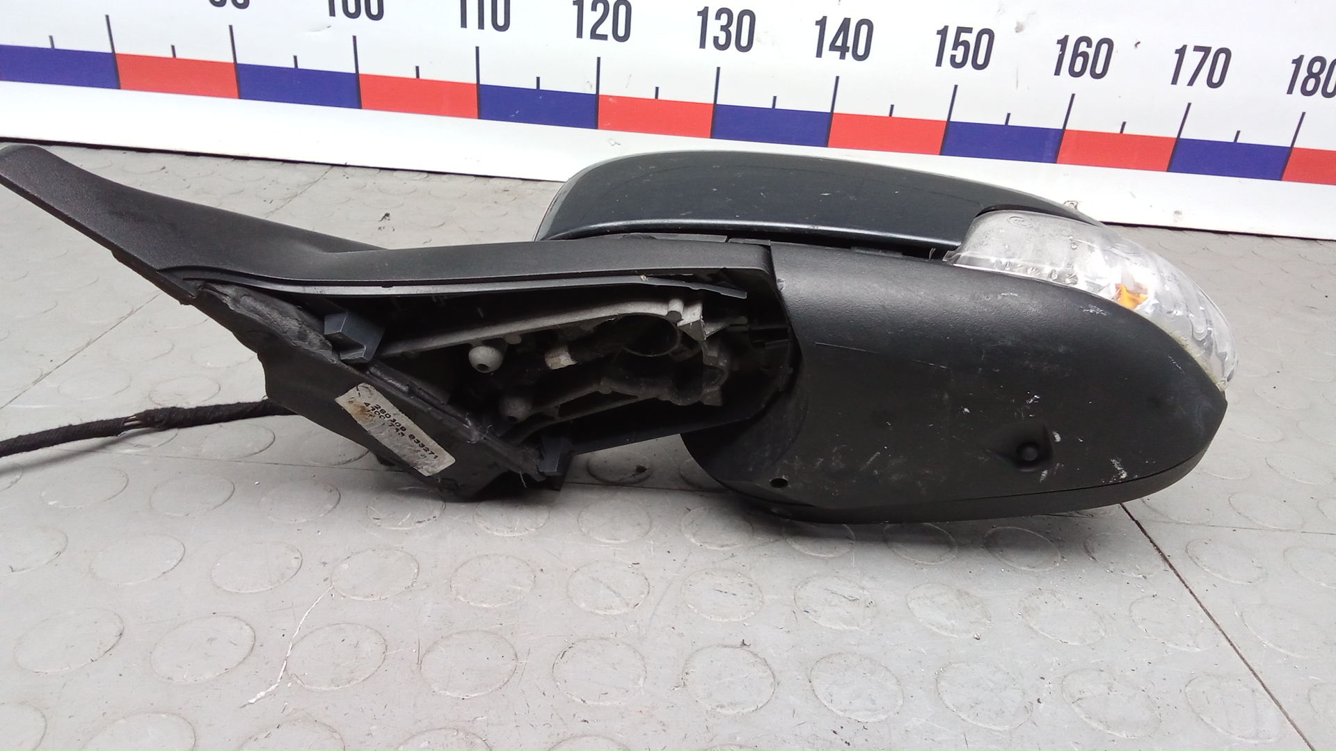 Зеркало левое электрическое