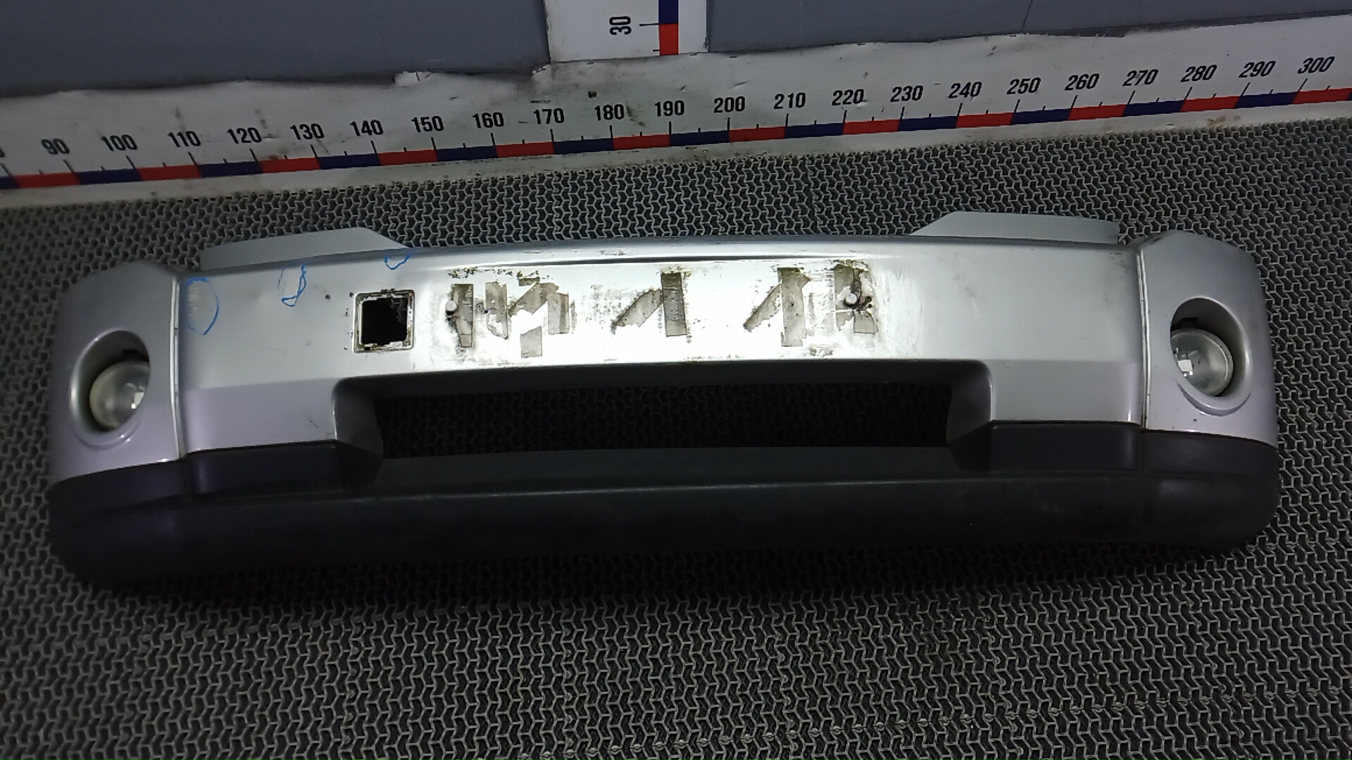 Бампер передний