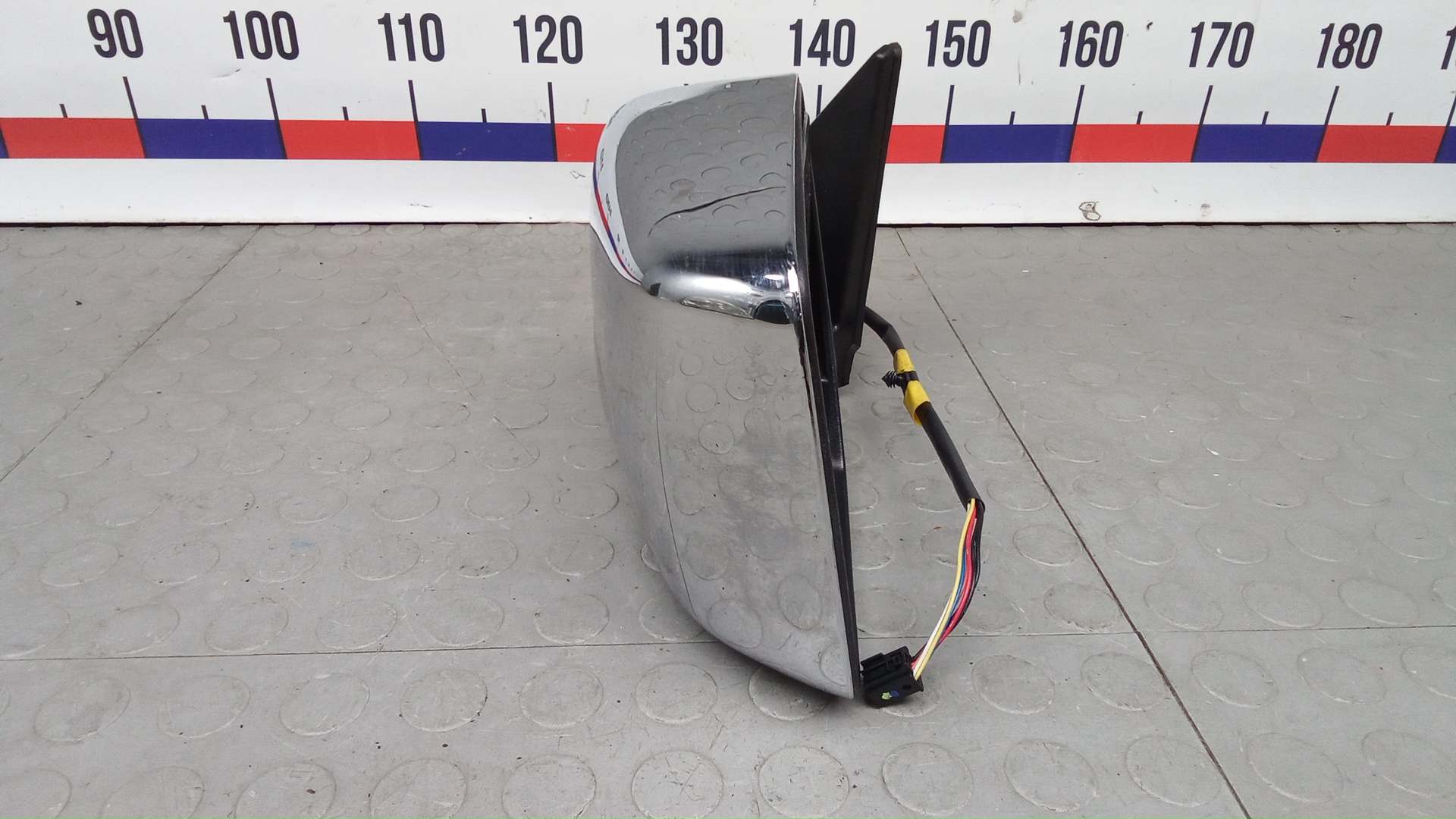 Зеркало левое электрическое