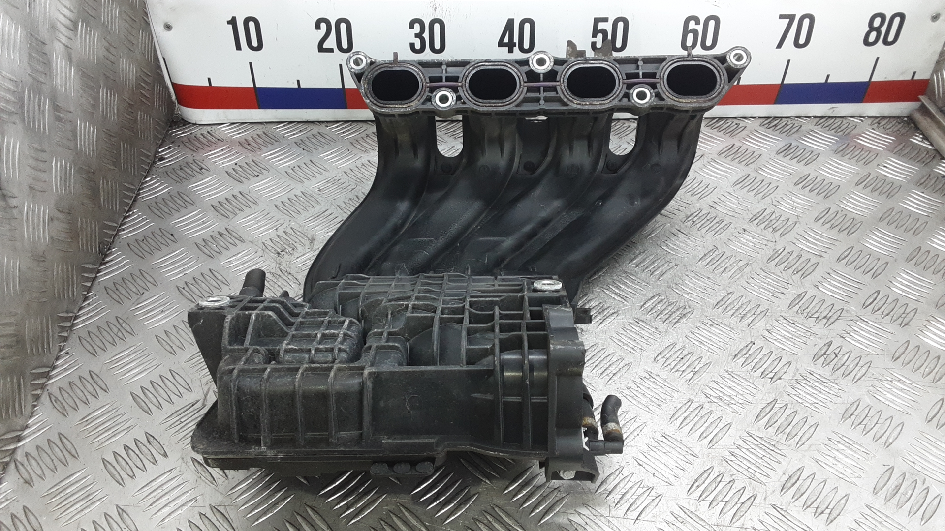 Коллектор впускной