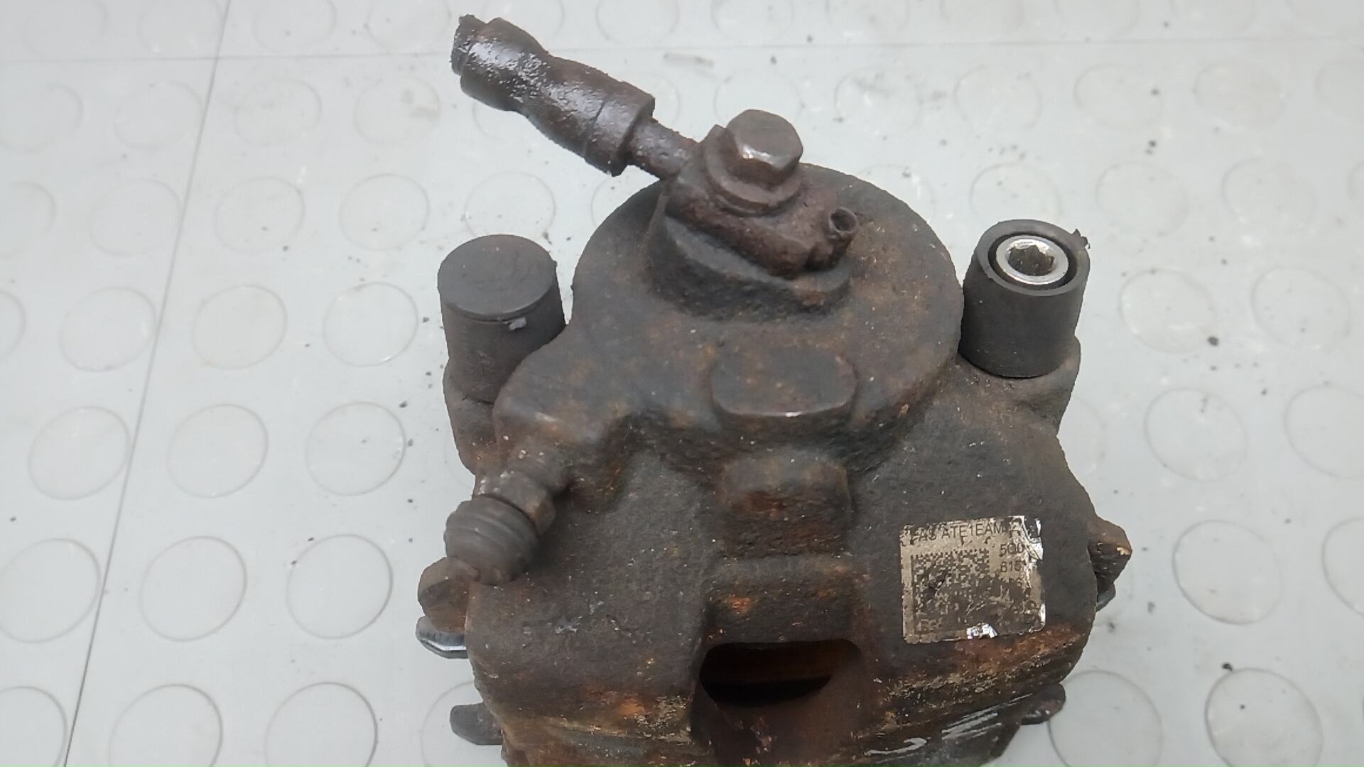 Суппорт передний правый