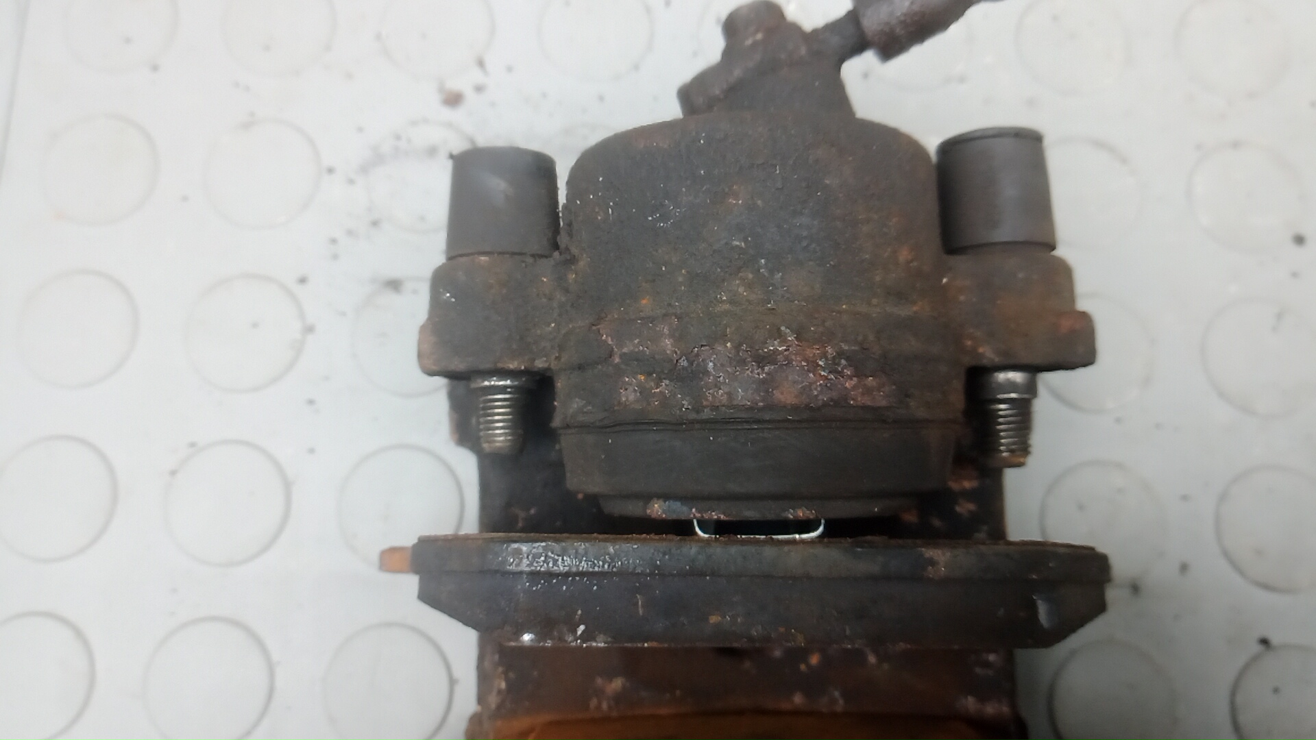 Суппорт передний правый