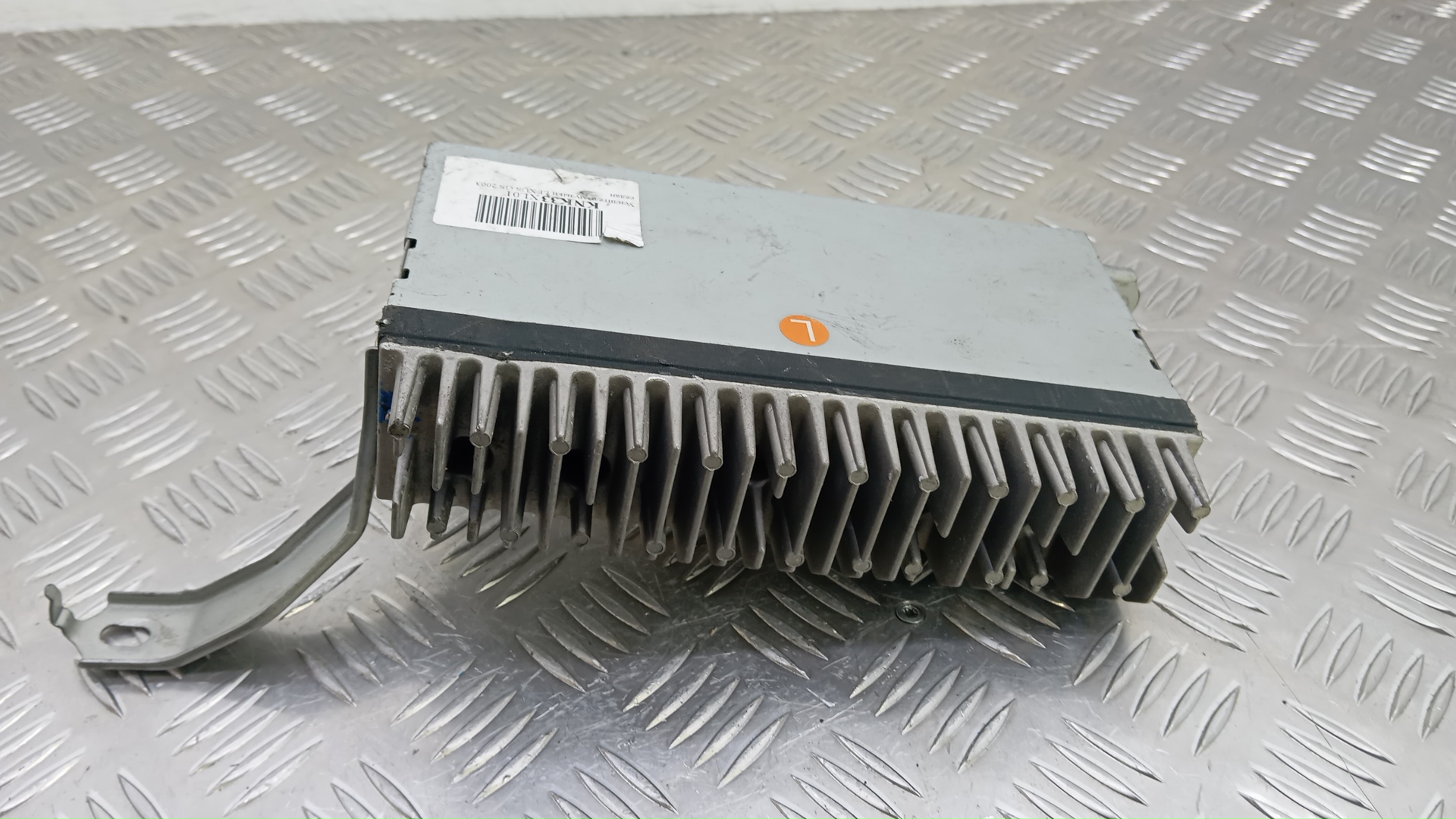 Усилитель акустической системы