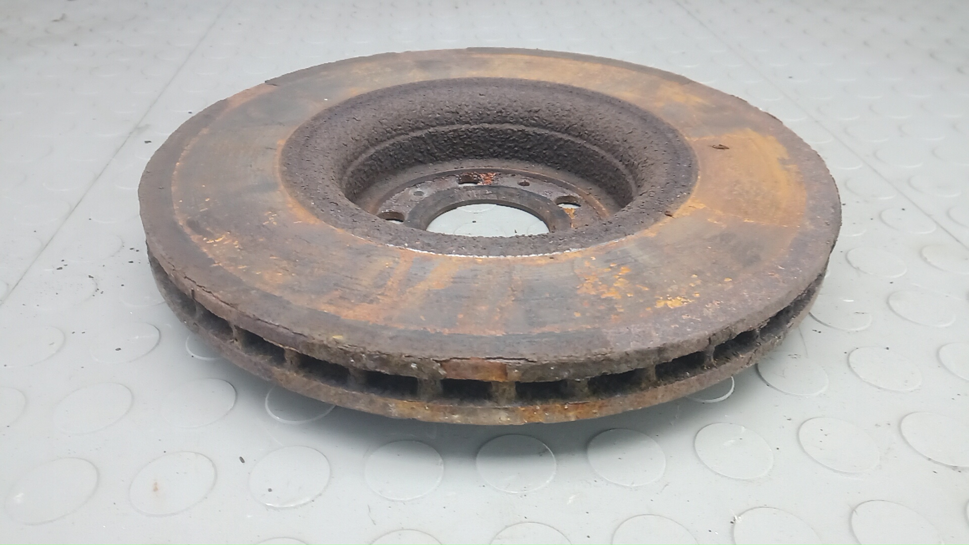 Диск тормозной передний вентилируемый