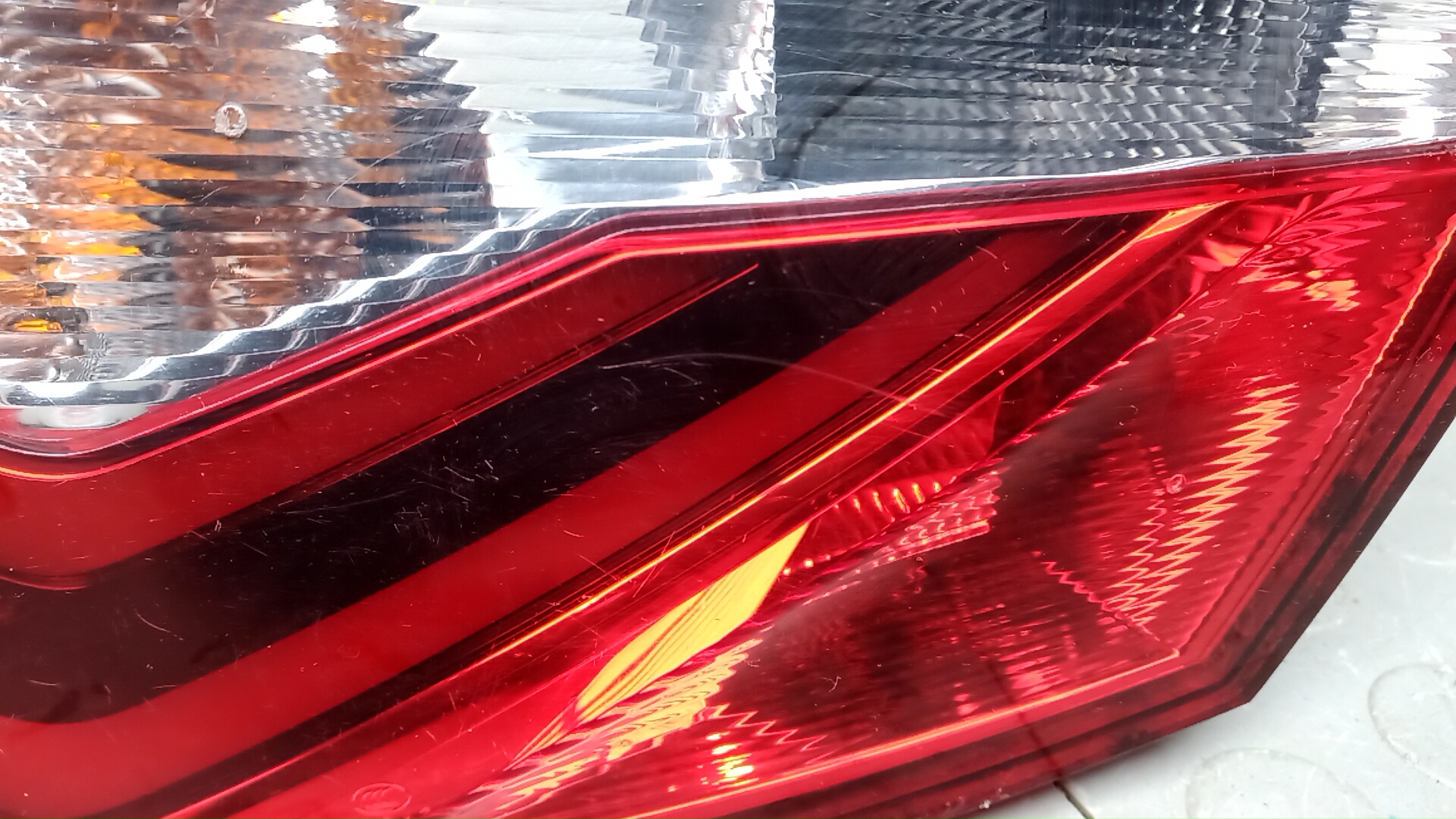 Фонарь задний левый