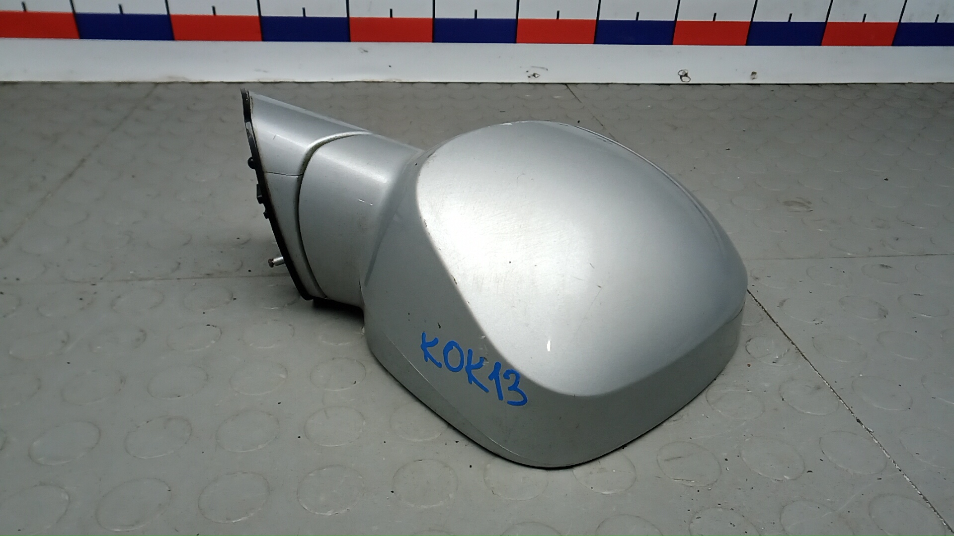 Зеркало правое электрическое