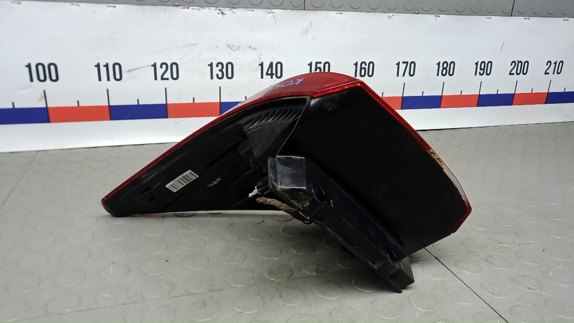 Фонарь задний правый